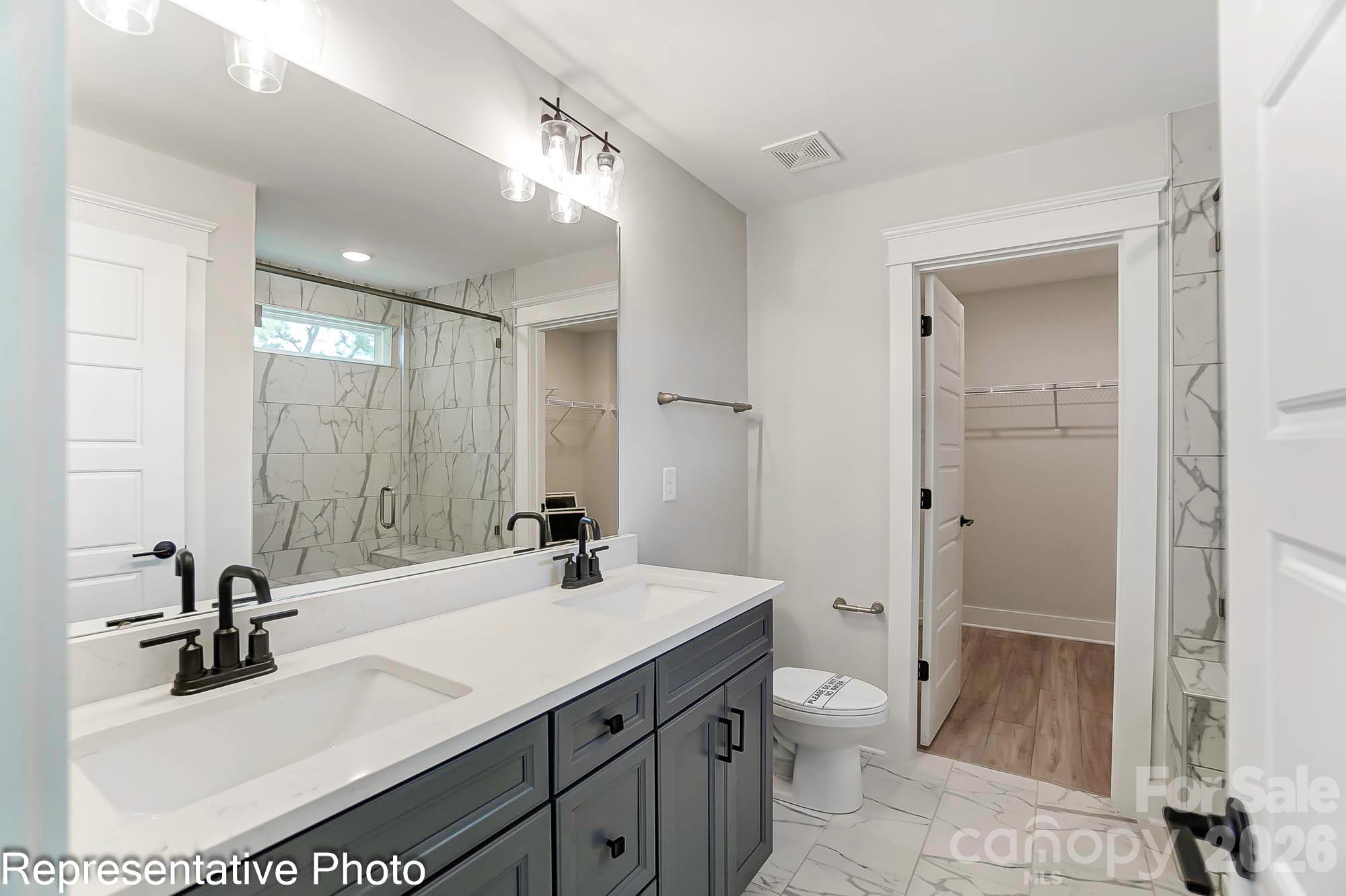 13118 Foxberry Road Property Photo 10