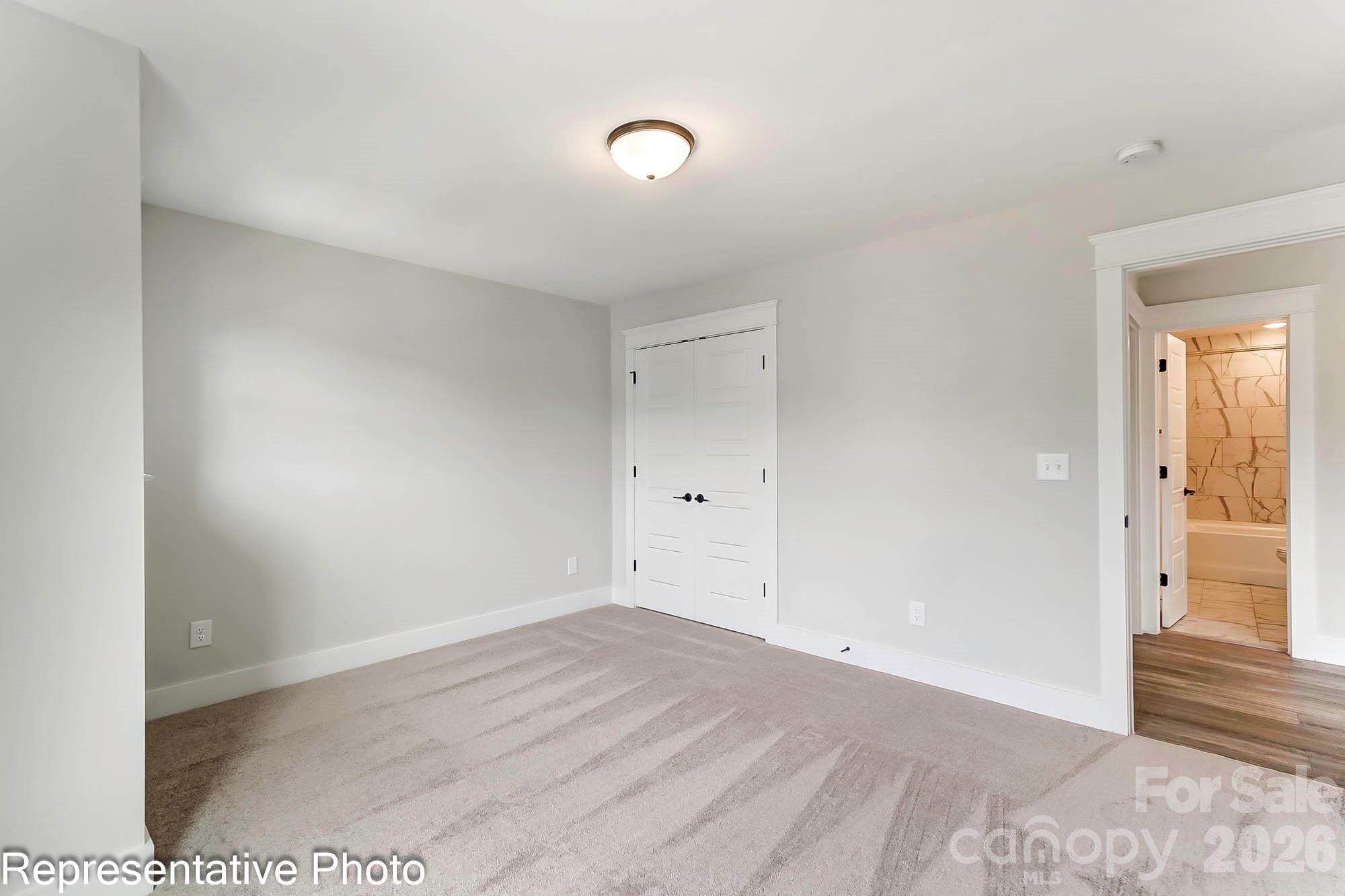 13118 Foxberry Road Property Photo 12