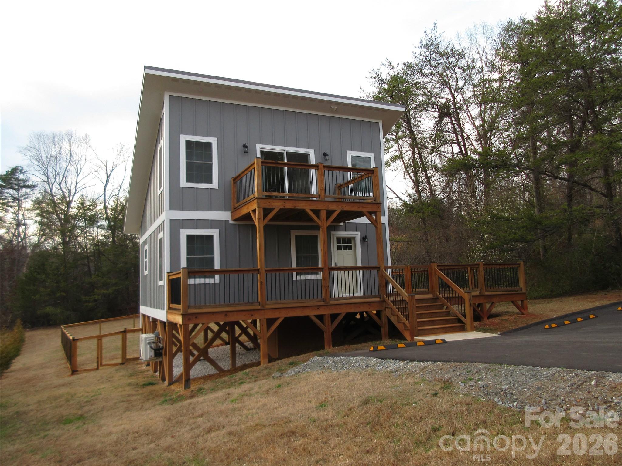 104 Perennial Gardens Lane Property Photo 6