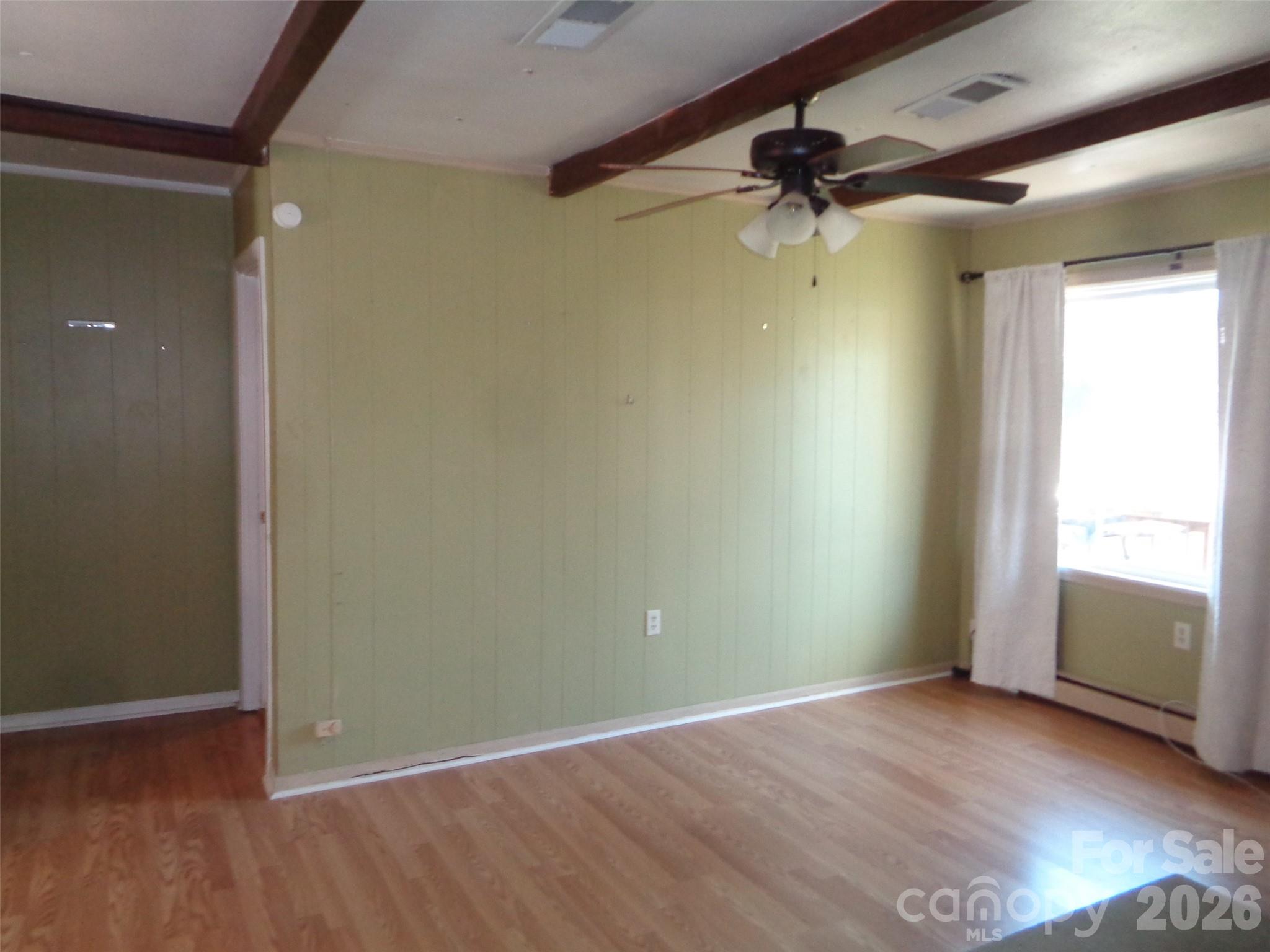 529 Harmon Street Property Photo 5