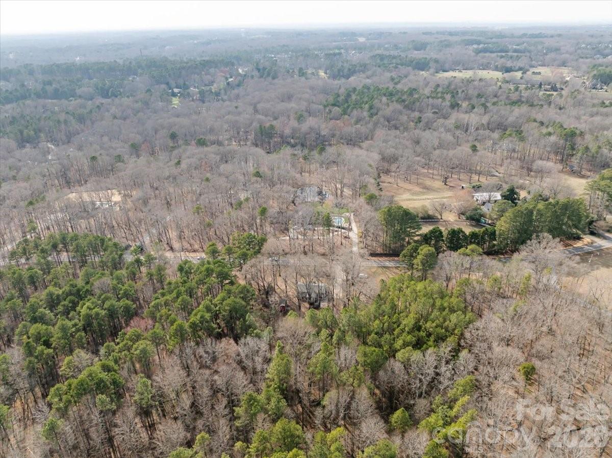 3109 Forest Lawn Drive Property Photo 3
