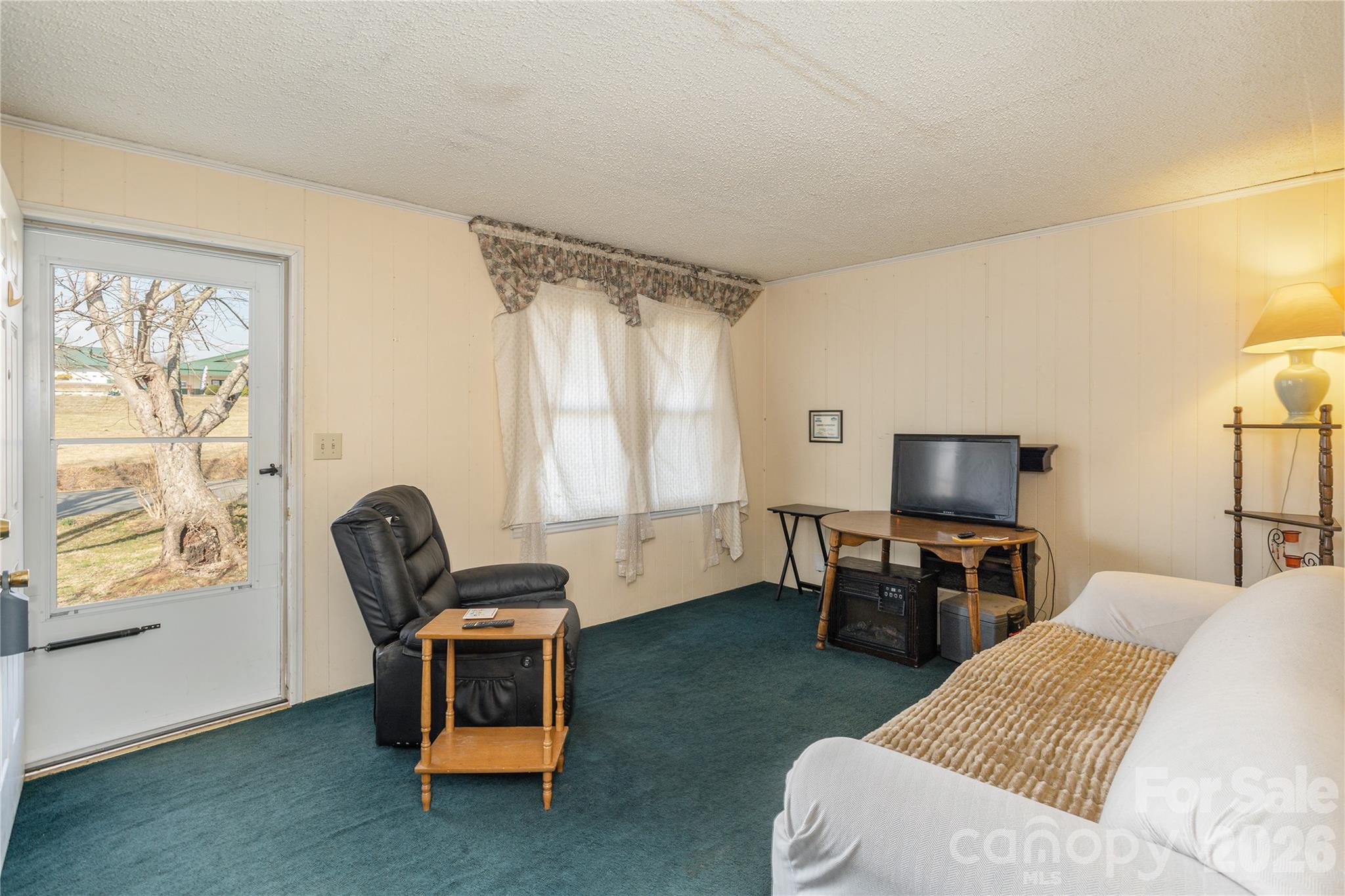56 Fairview Avenue Property Photo 3