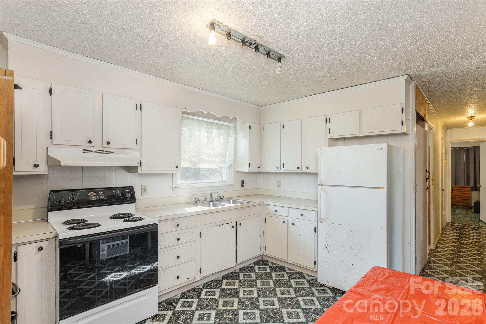 56 Fairview Avenue Property Photo 7