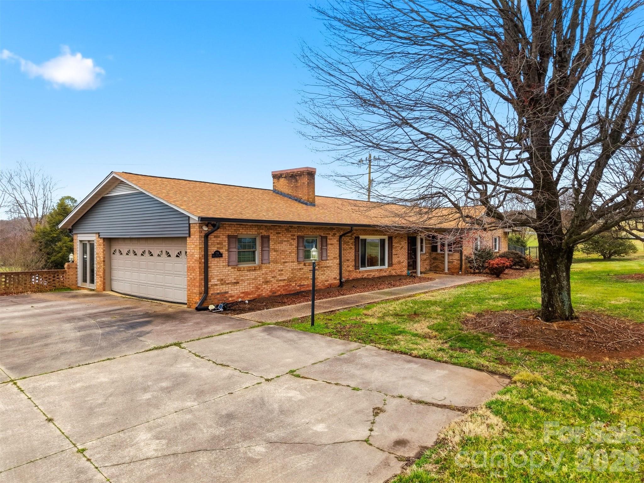 776 Smith Farm Road Property Photo 3