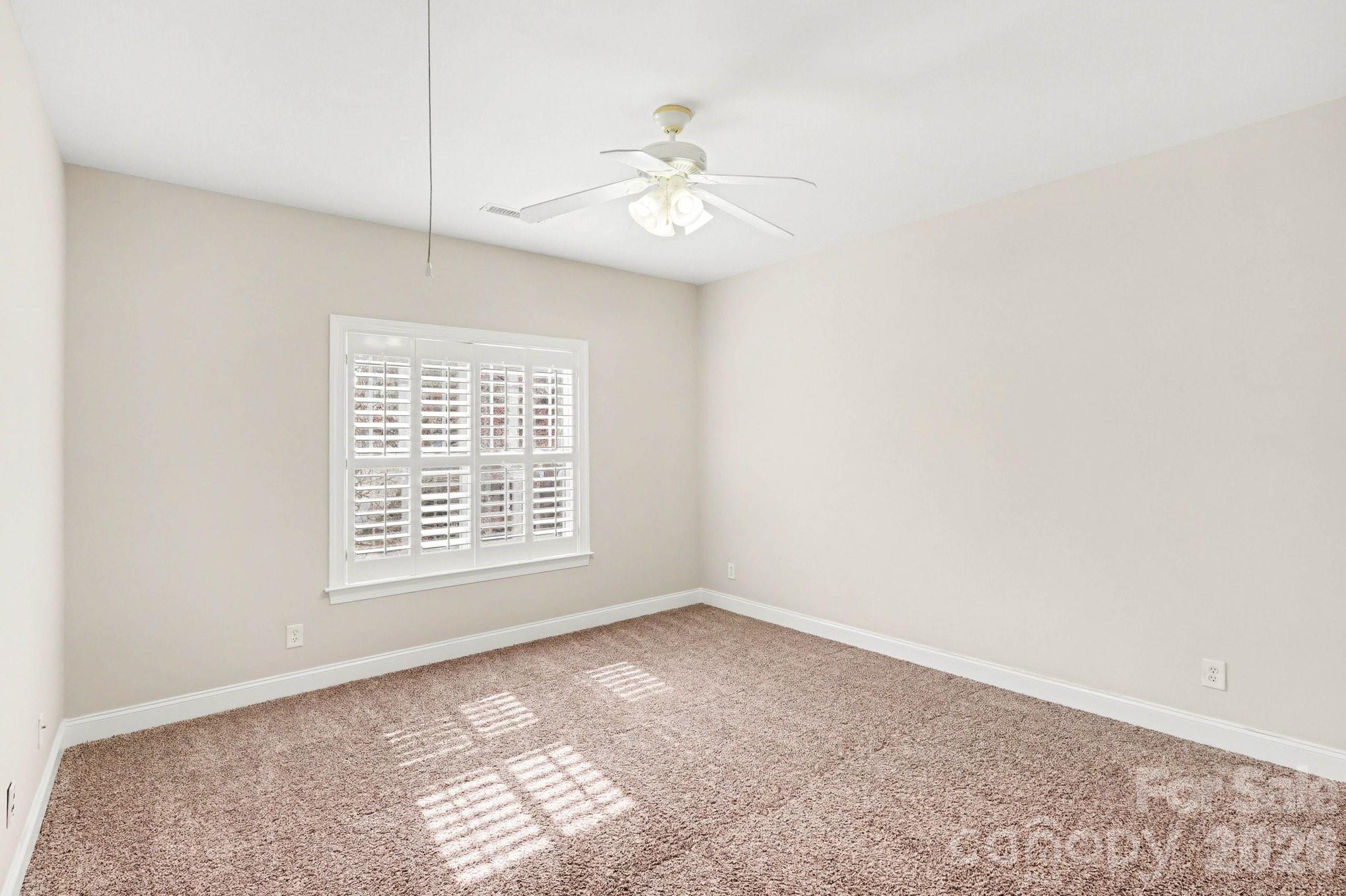 3010 Triple Crown Drive Property Photo 21