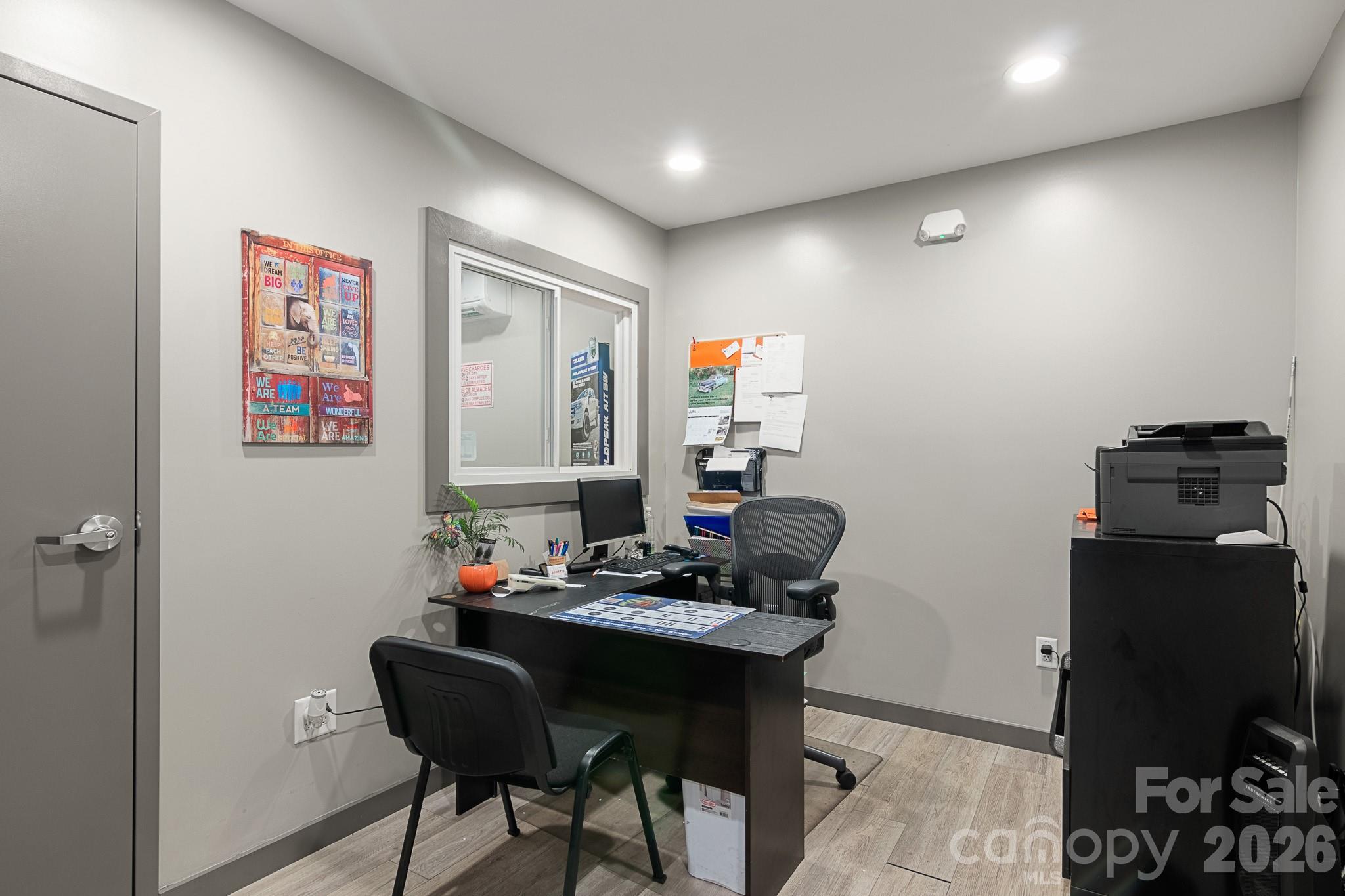 3413 S Tryon Street Property Photo 14