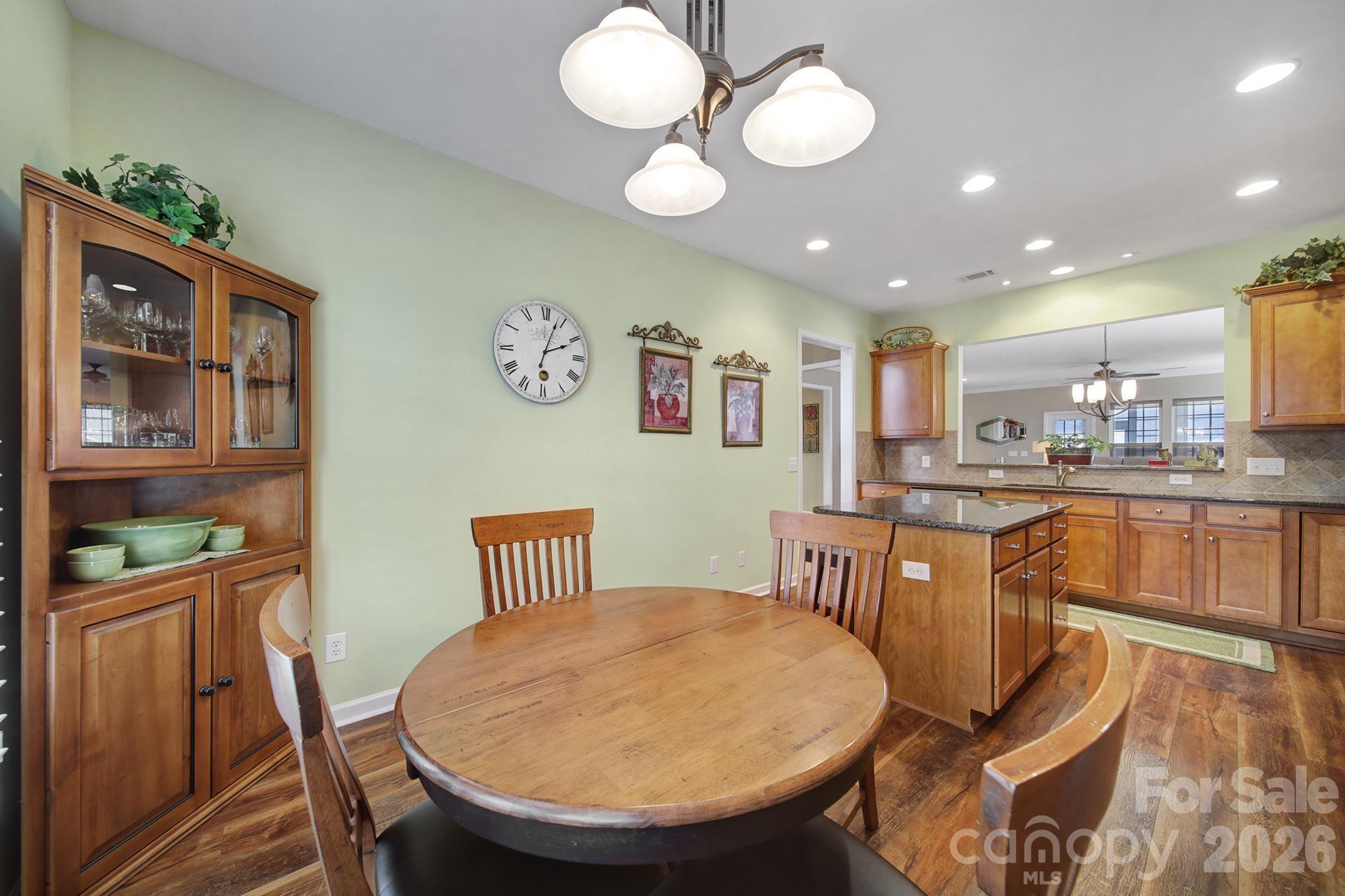 52083 Longspur Lane Property Photo 7