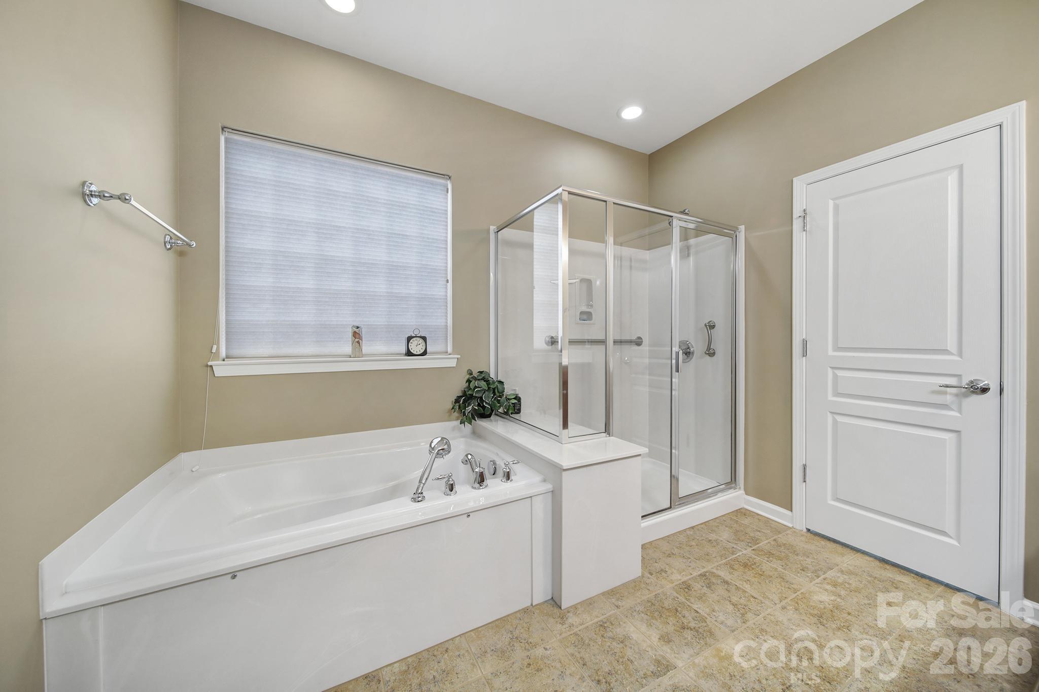 52083 Longspur Lane Property Photo 19