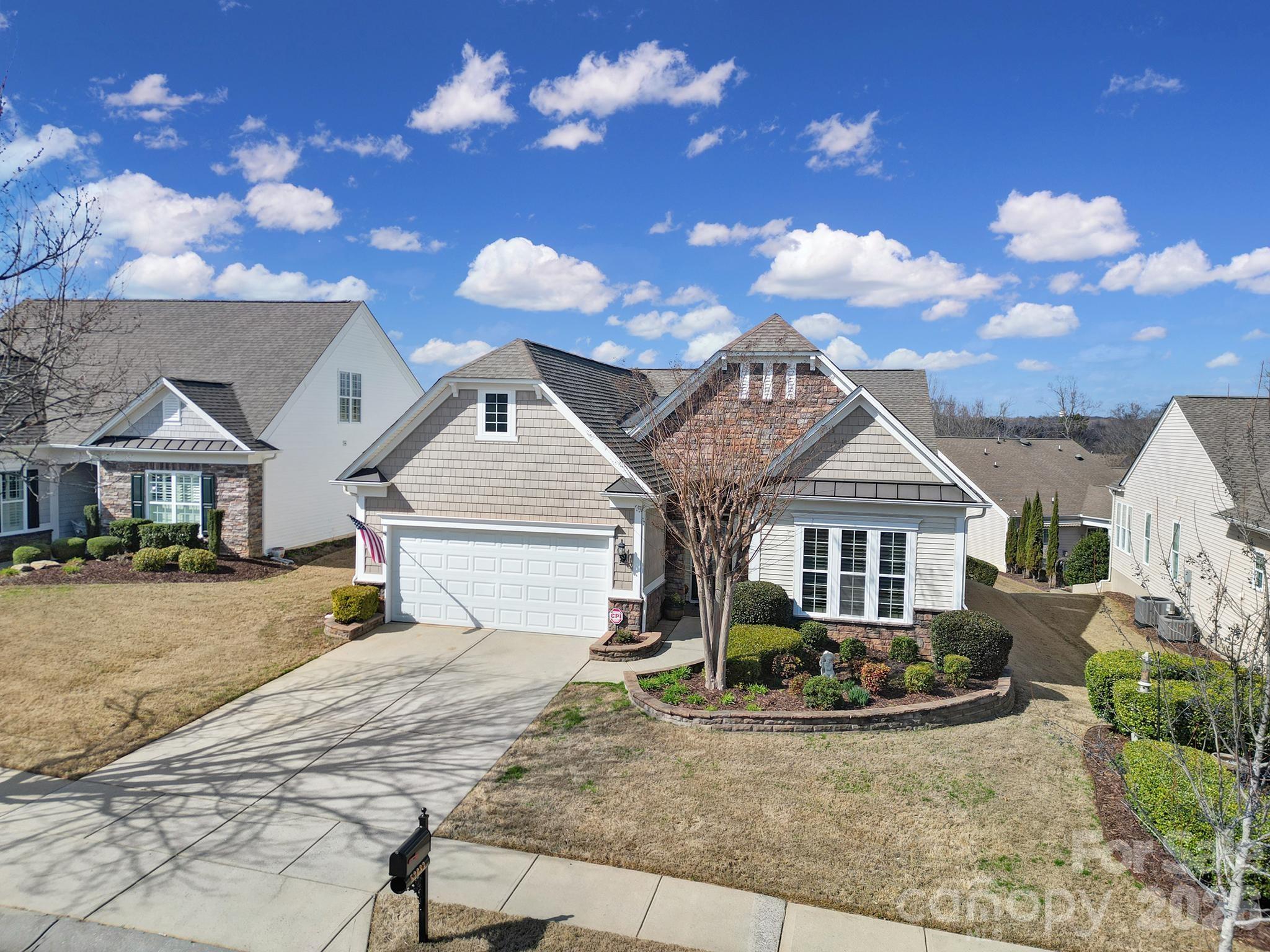 52083 Longspur Lane Property Photo 33