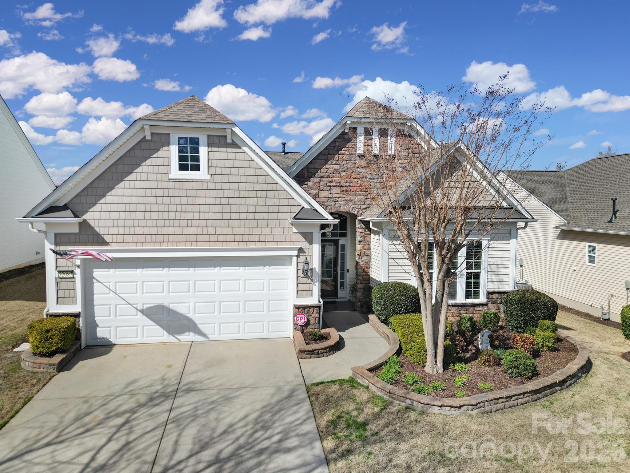 52083 Longspur Lane Property Photo 34