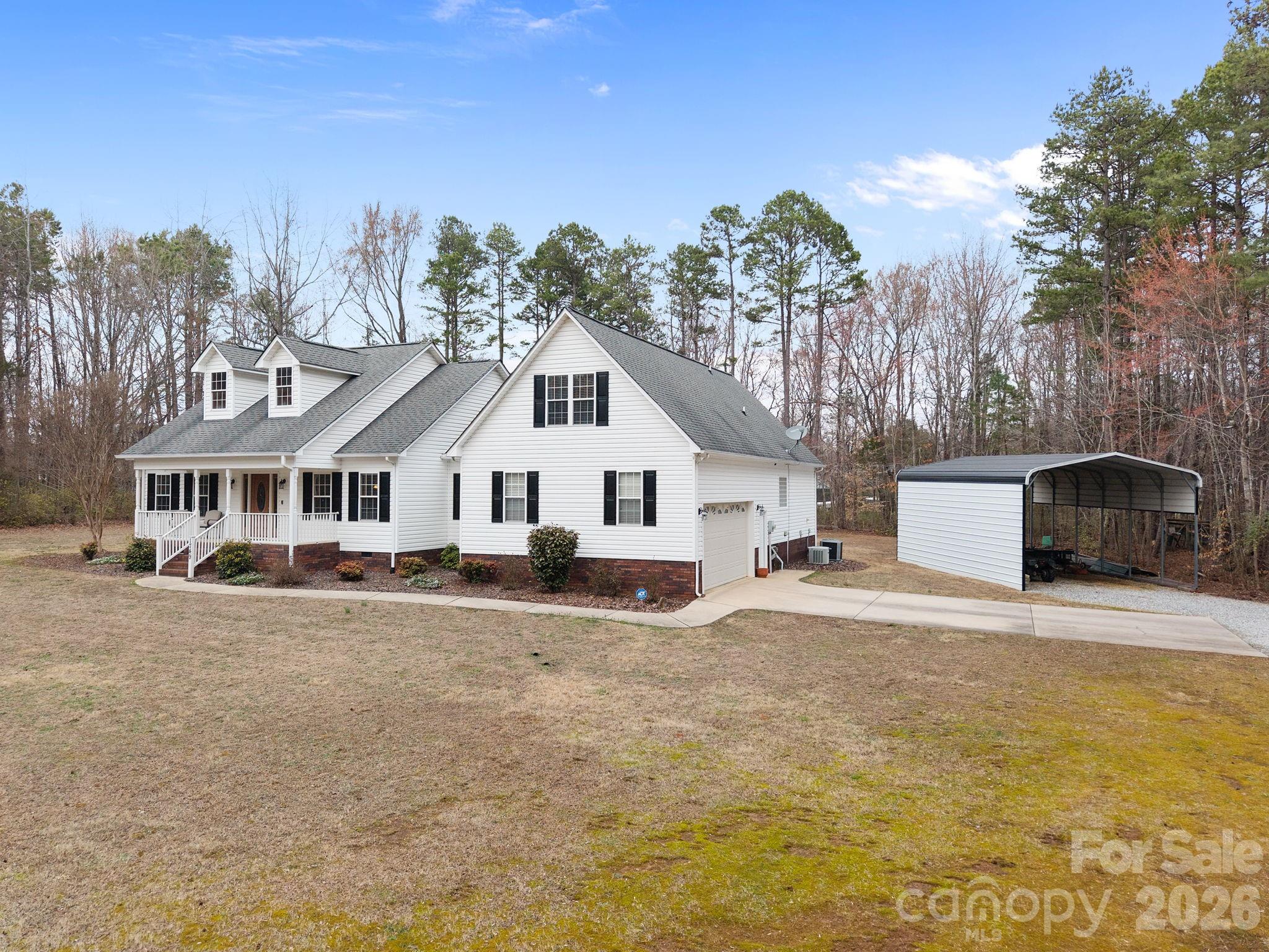 1749 Sells Road Property Photo 4