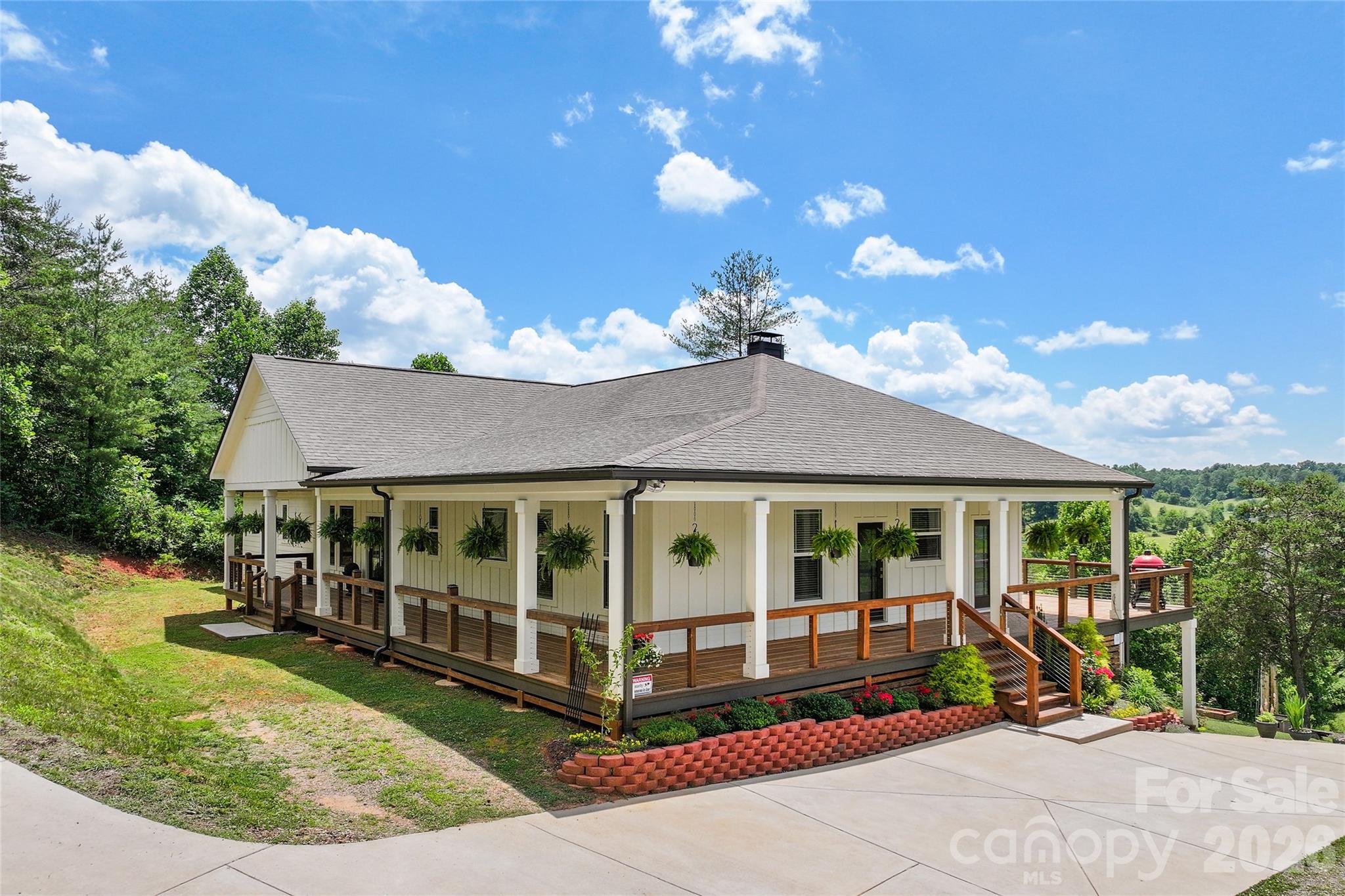 24 Chapel Hill Lane 40 Property Photo 2