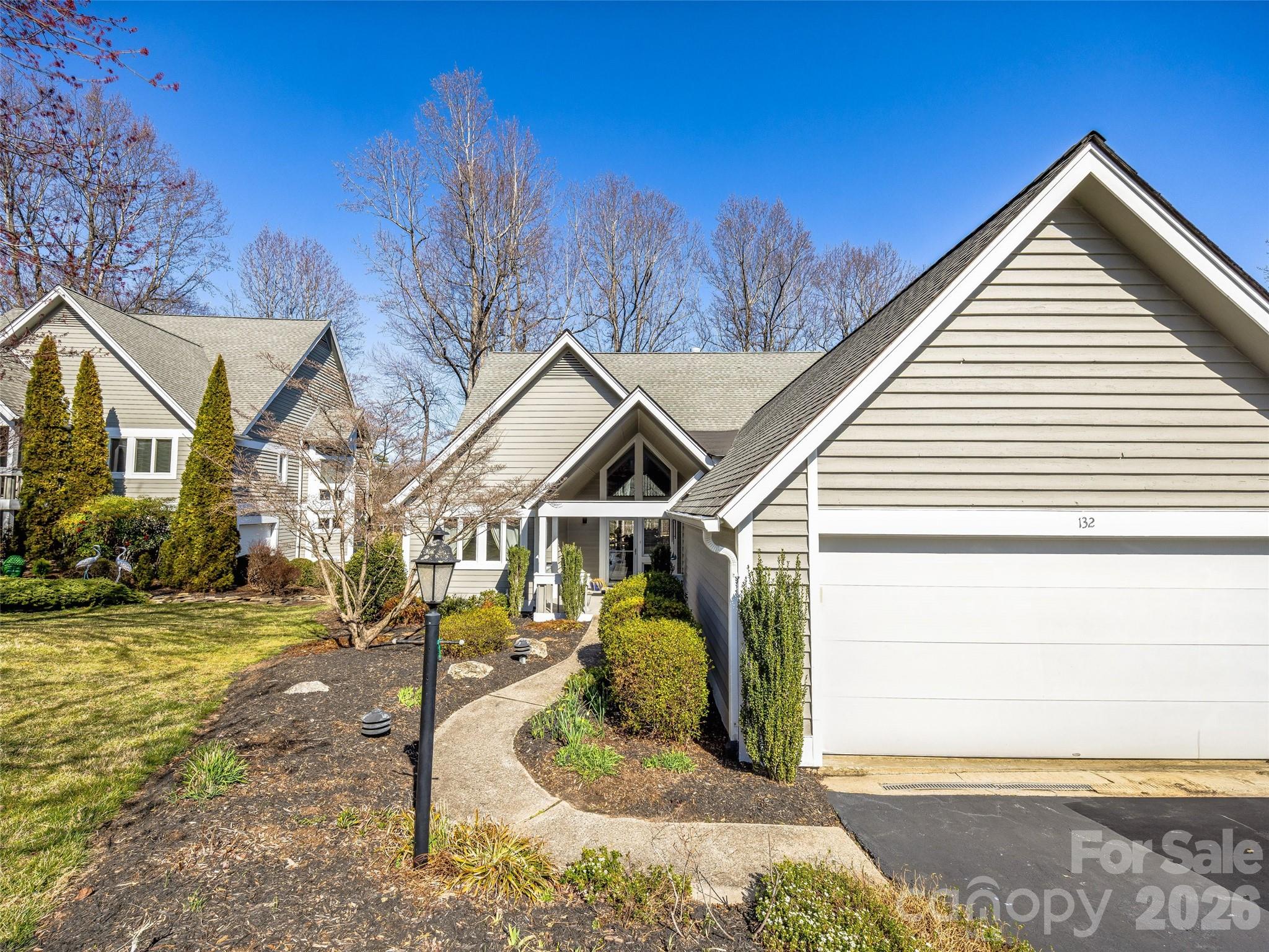 132 Overlook Drive Property Photo 4