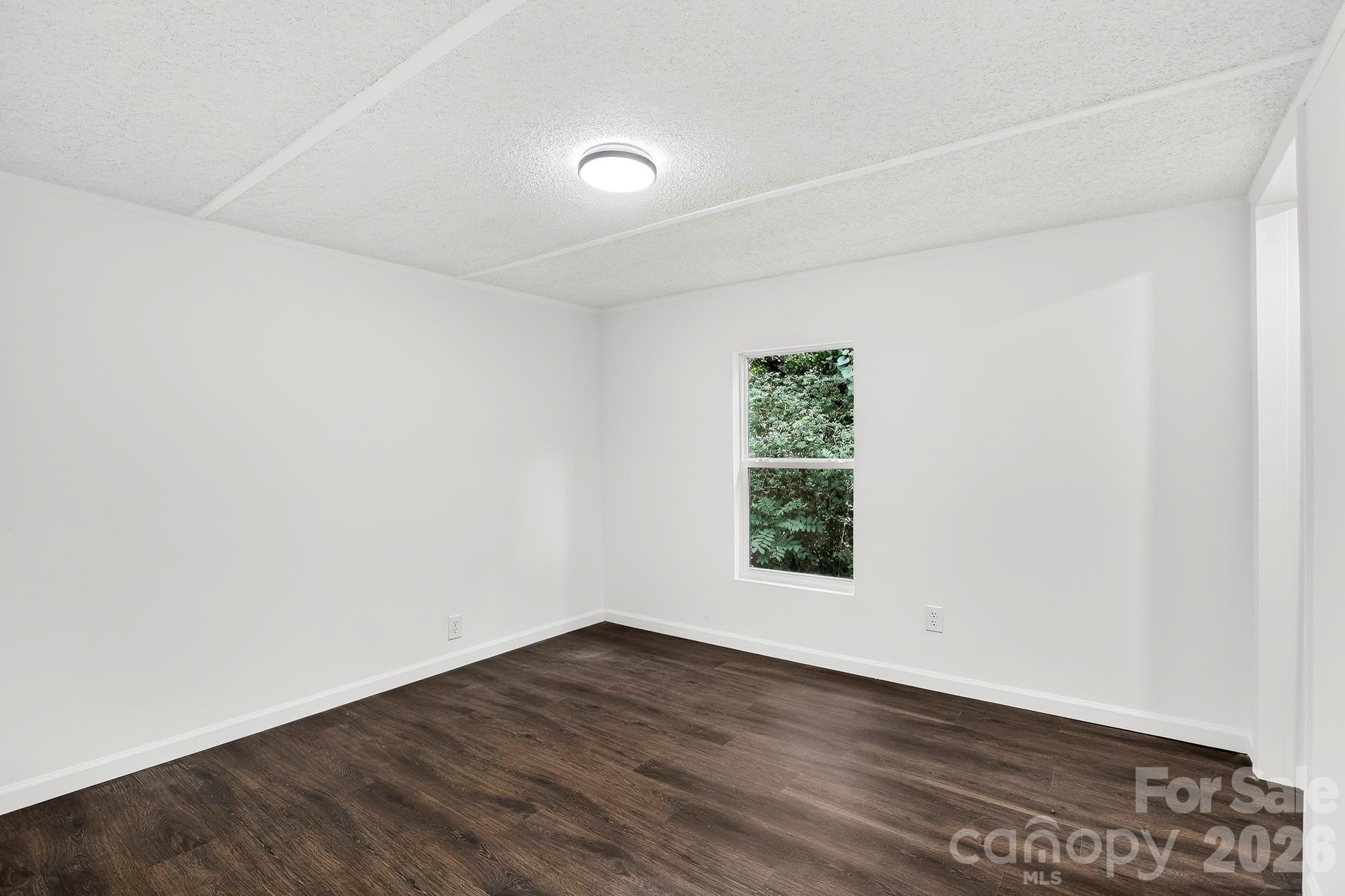 8 Teal Lane Property Photo 10