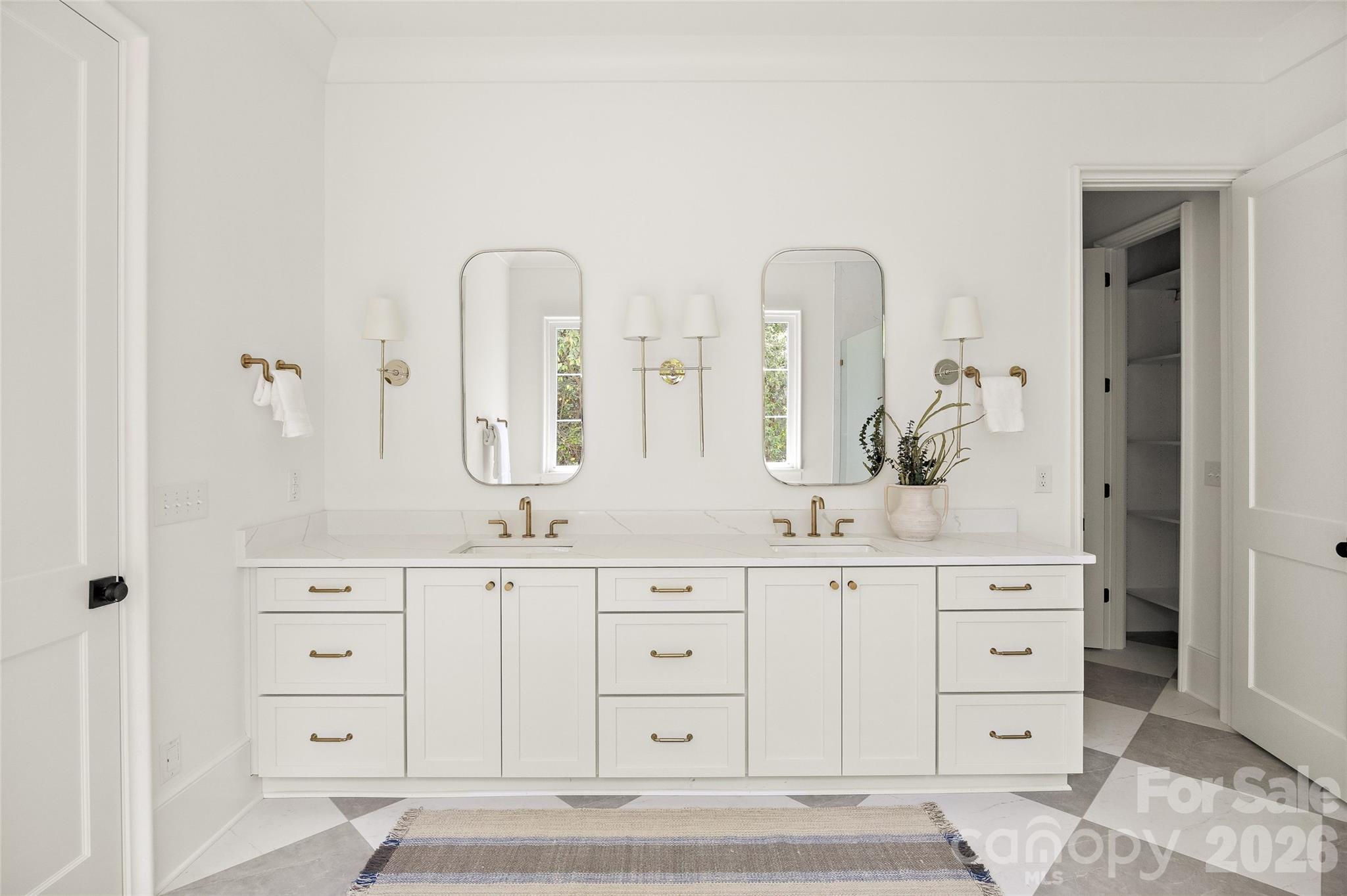 4628 Water Oak Road Property Photo 20