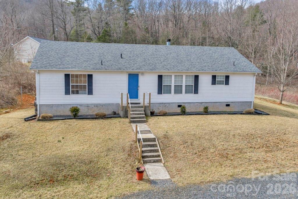 401 Lynn Gap Road Property Photo 1