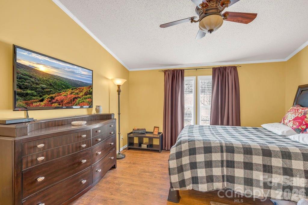 401 Lynn Gap Road Property Photo 15