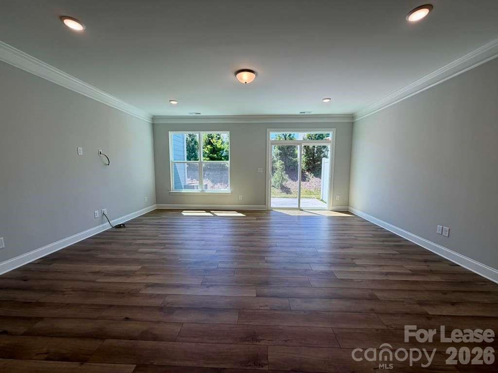 4229 Black Court Property Photo 11