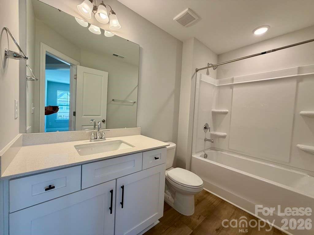 4229 Black Court Property Photo 14