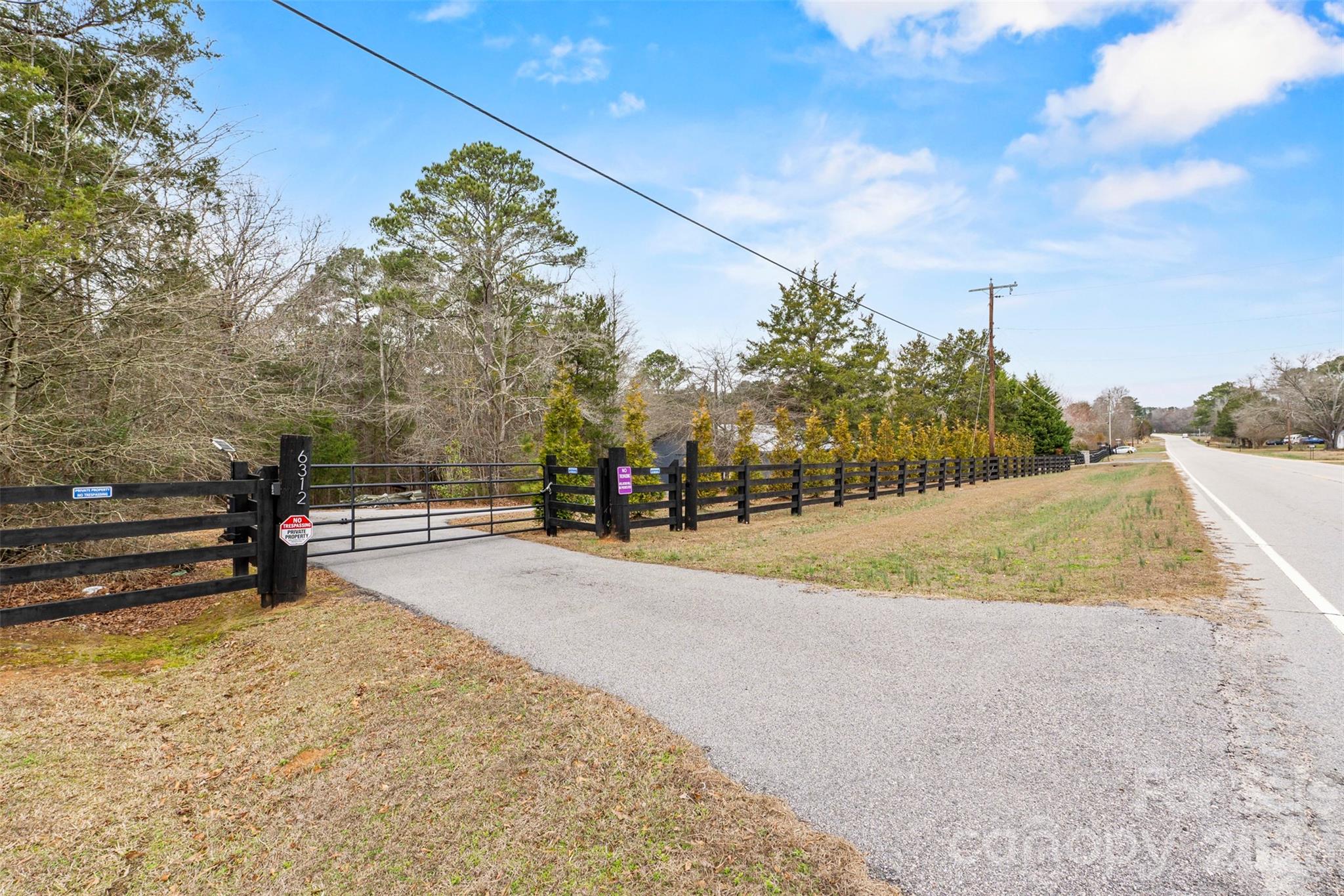 6312 Richburg Road Property Photo 1