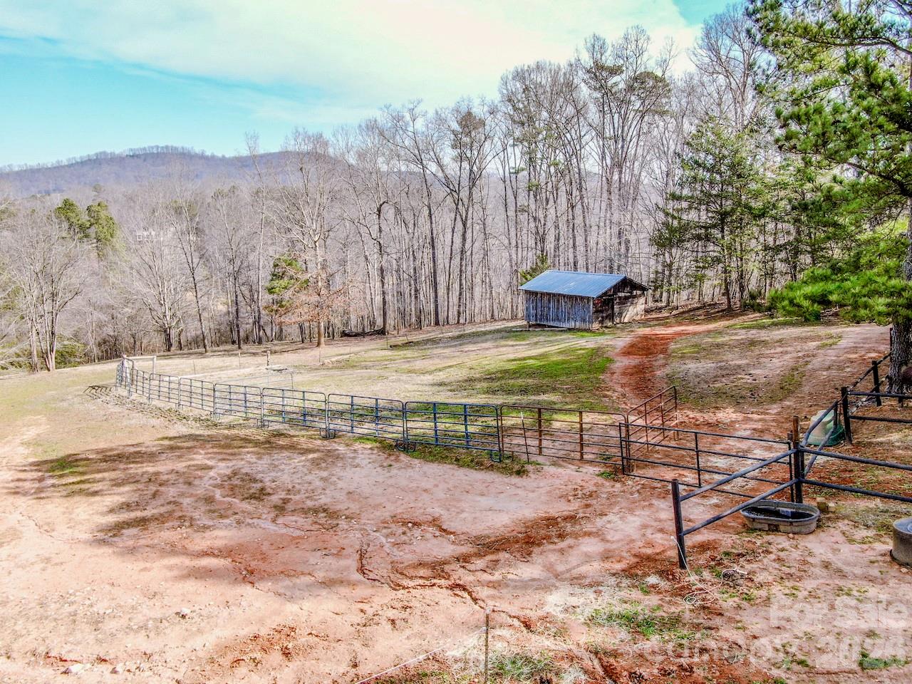 508 Liles Lane Property Photo 4
