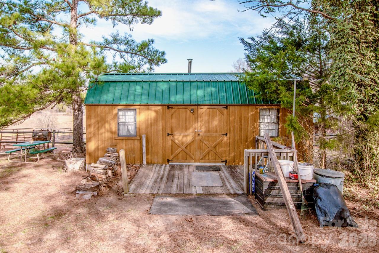 508 Liles Lane Property Photo 14