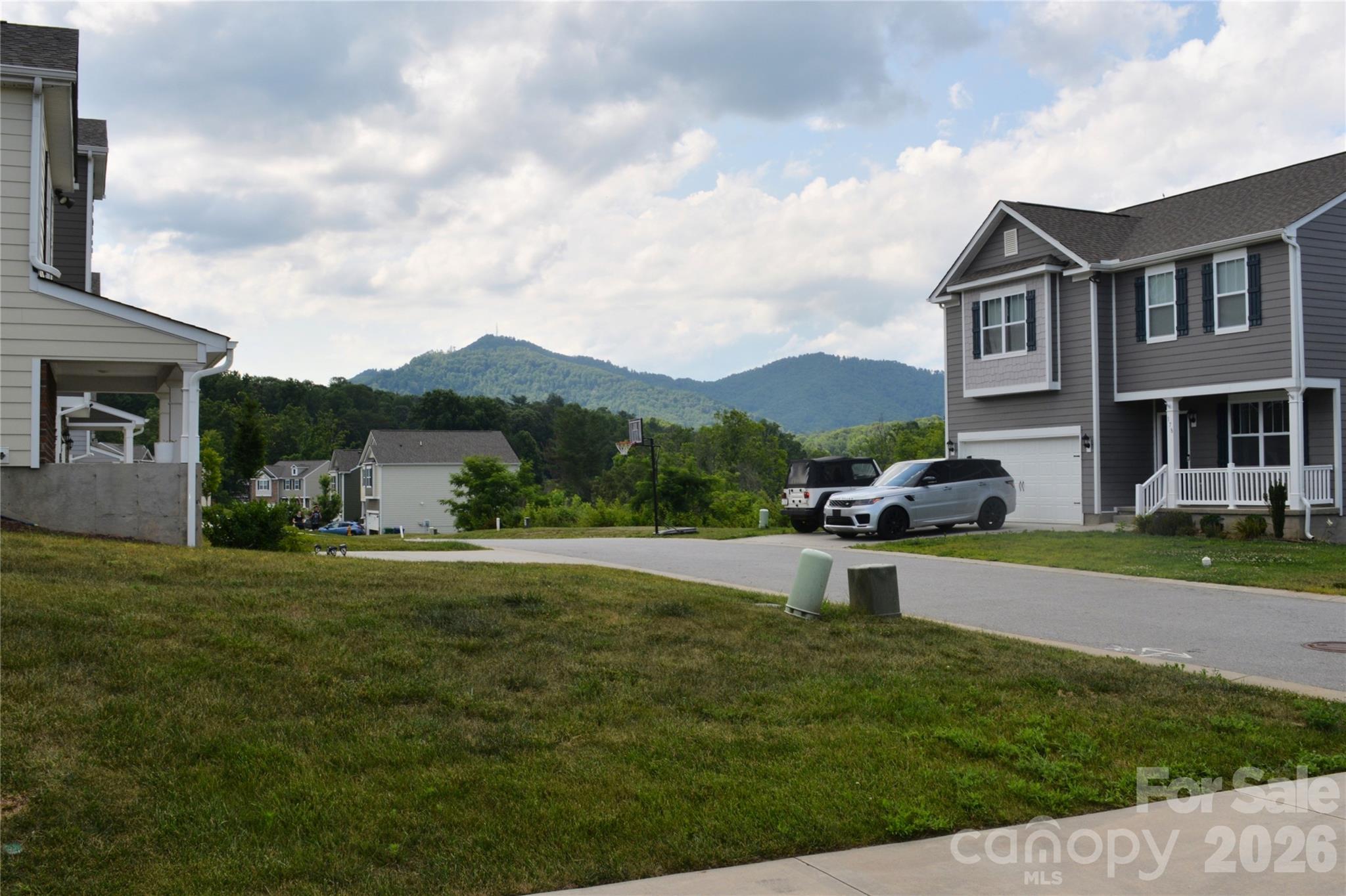 183 Marathon Lane Property Photo 5
