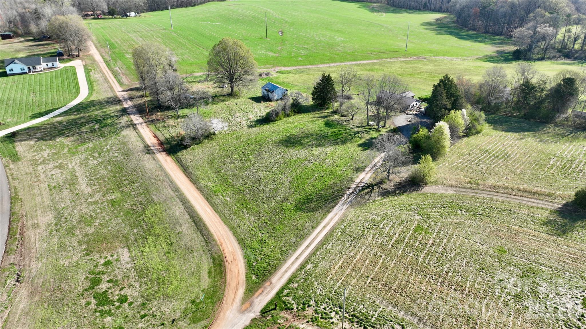 000 Beaver Farm Road Property Photo 12