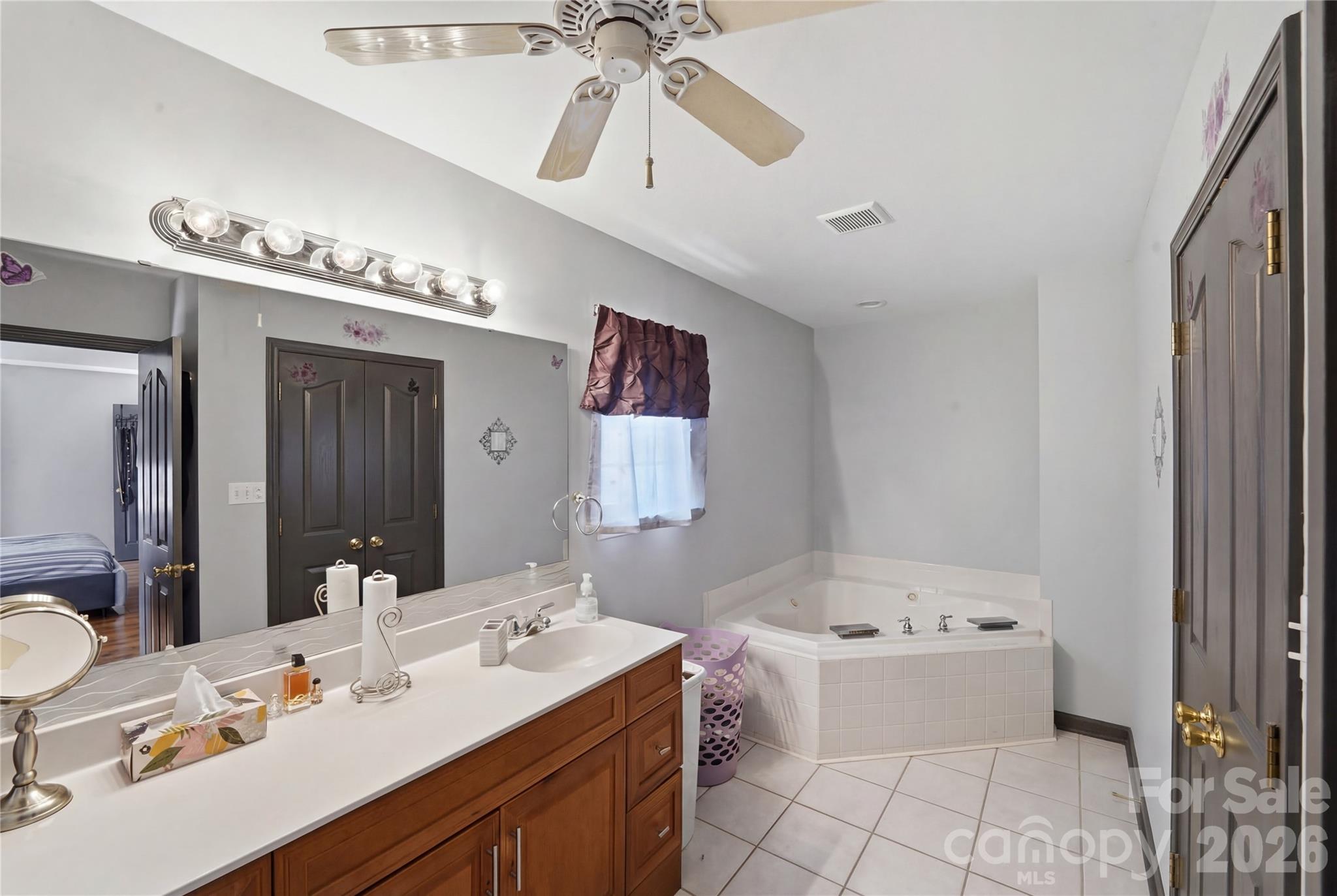 9541 Green Apple Drive Property Photo 21