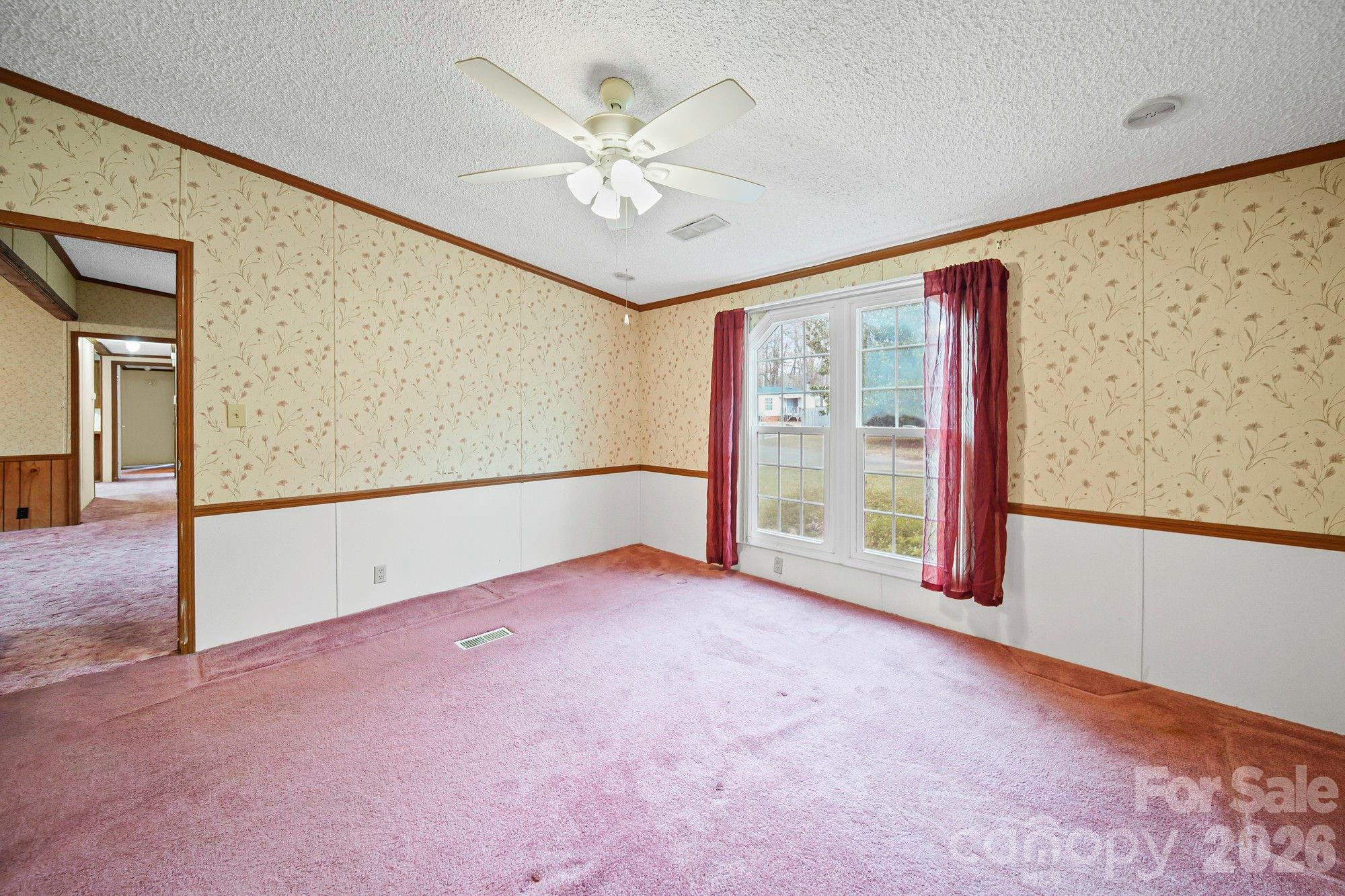 1015 Southwood Drive Property Photo 12