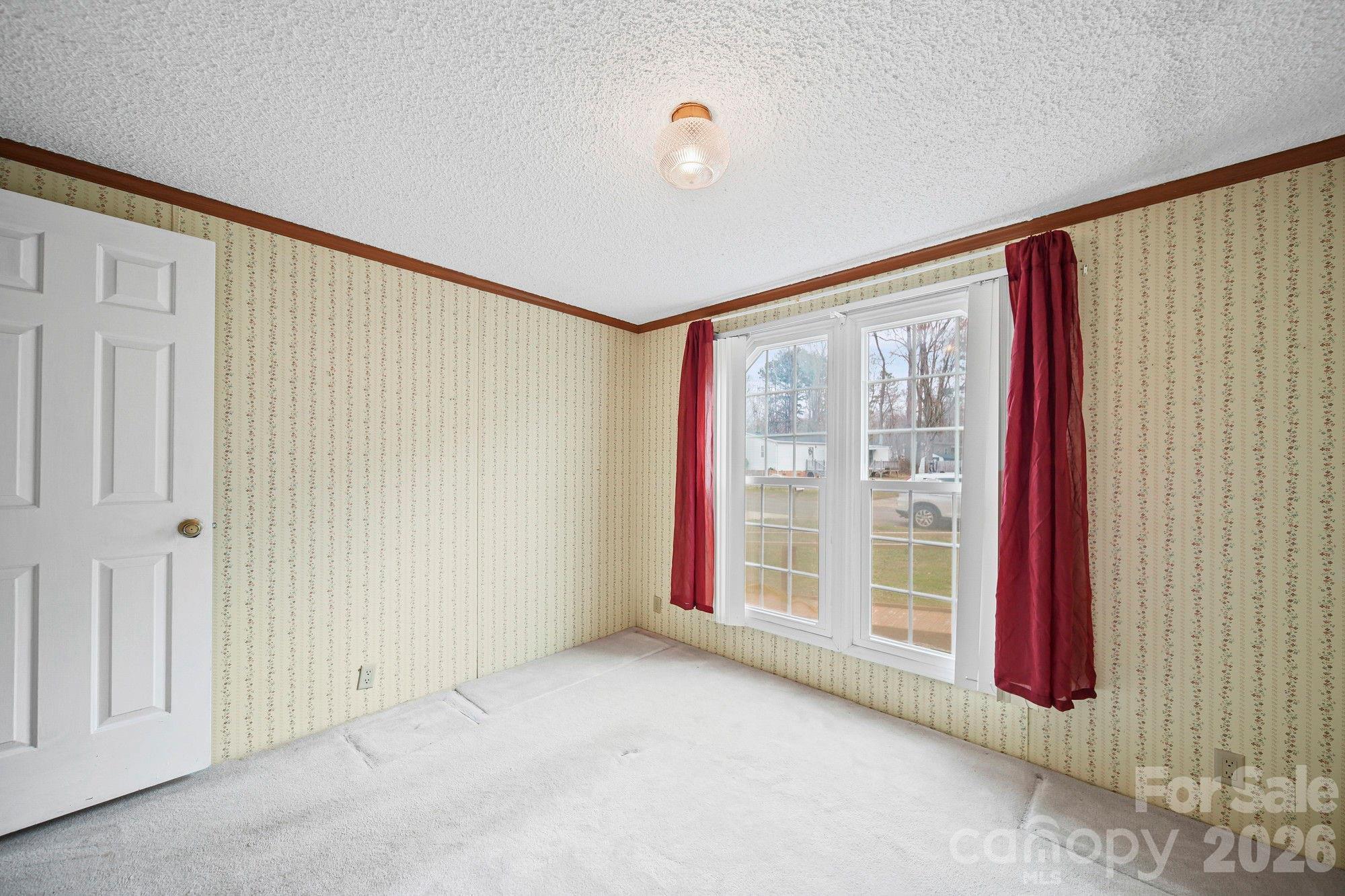 1015 Southwood Drive Property Photo 17