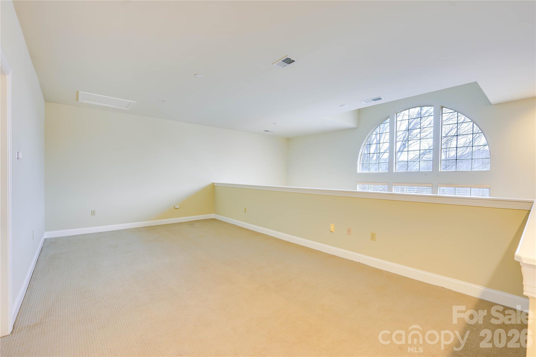 120 Steinbeck Way F Property Photo 16