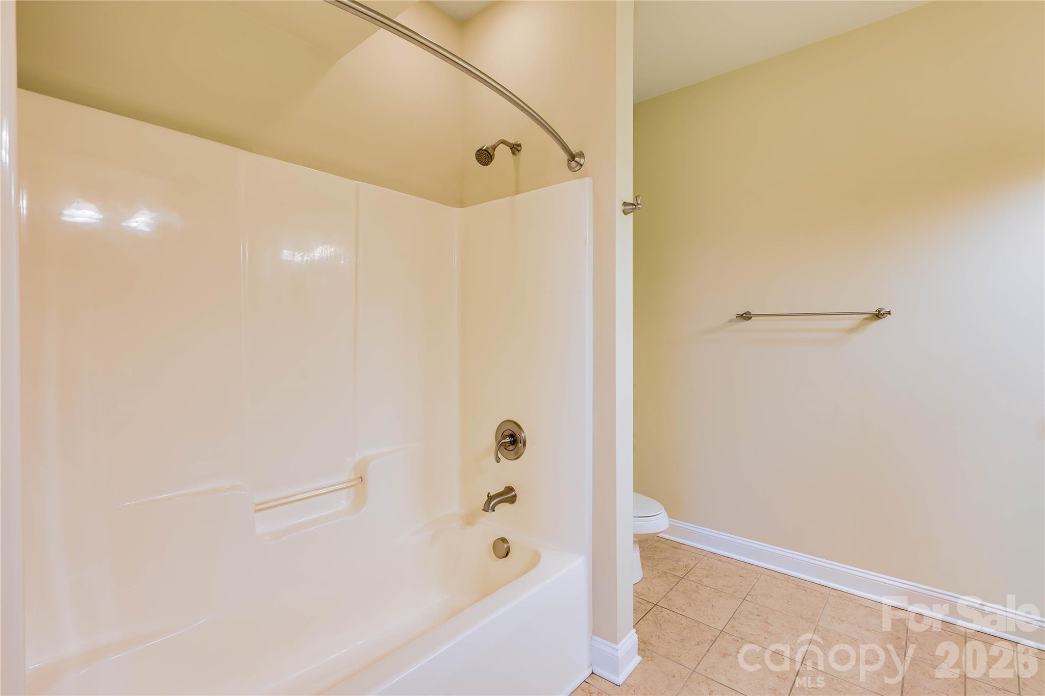 120 Steinbeck Way F Property Photo 22