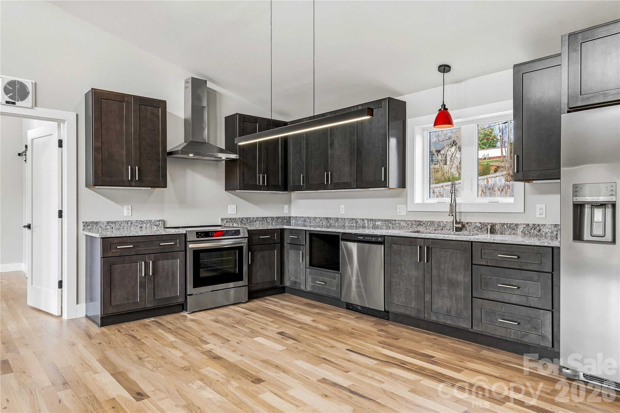 326 Emma Road Property Photo 6