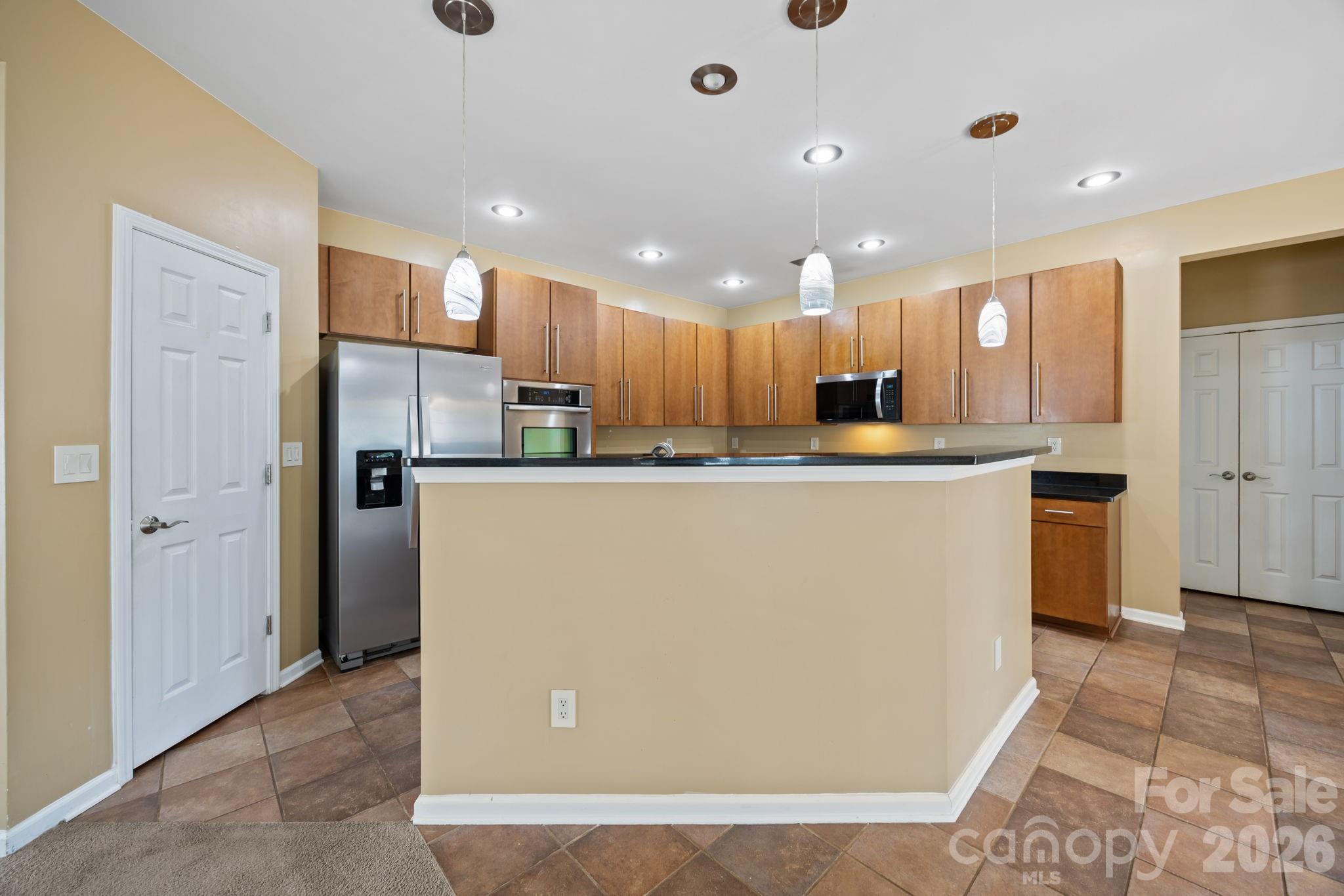 108 Sand Spur Drive Property Photo 15