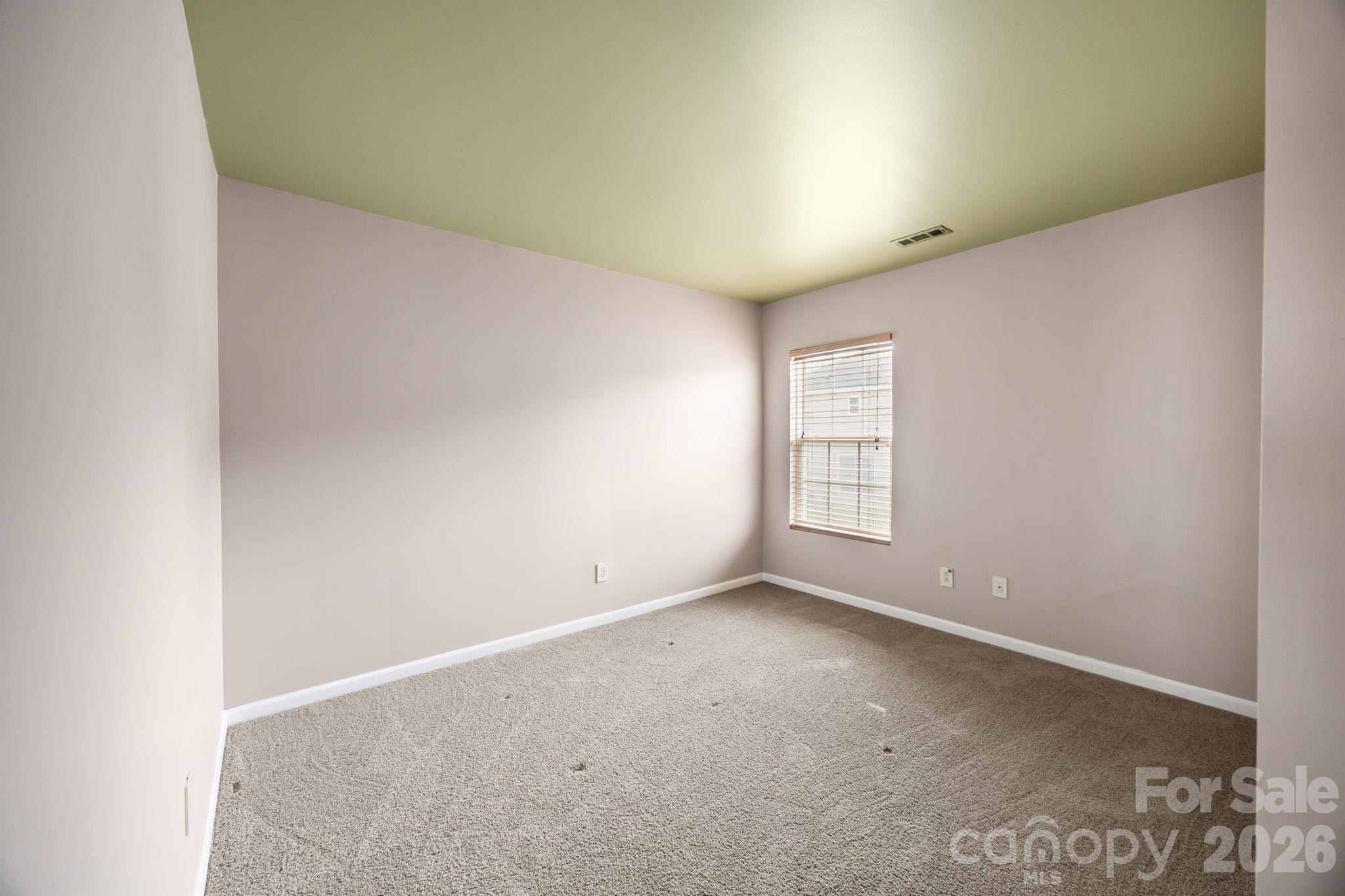 108 Sand Spur Drive Property Photo 23