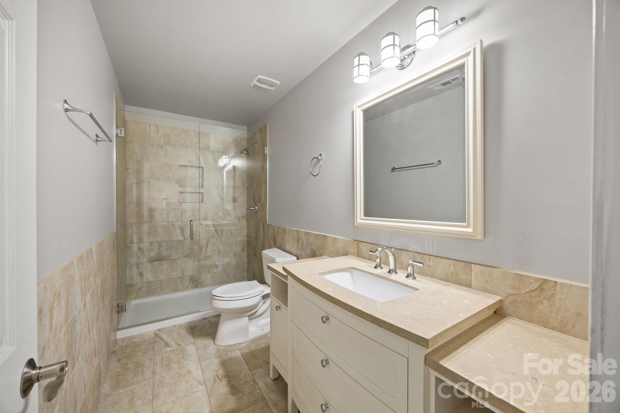 108 Sand Spur Drive Property Photo 24