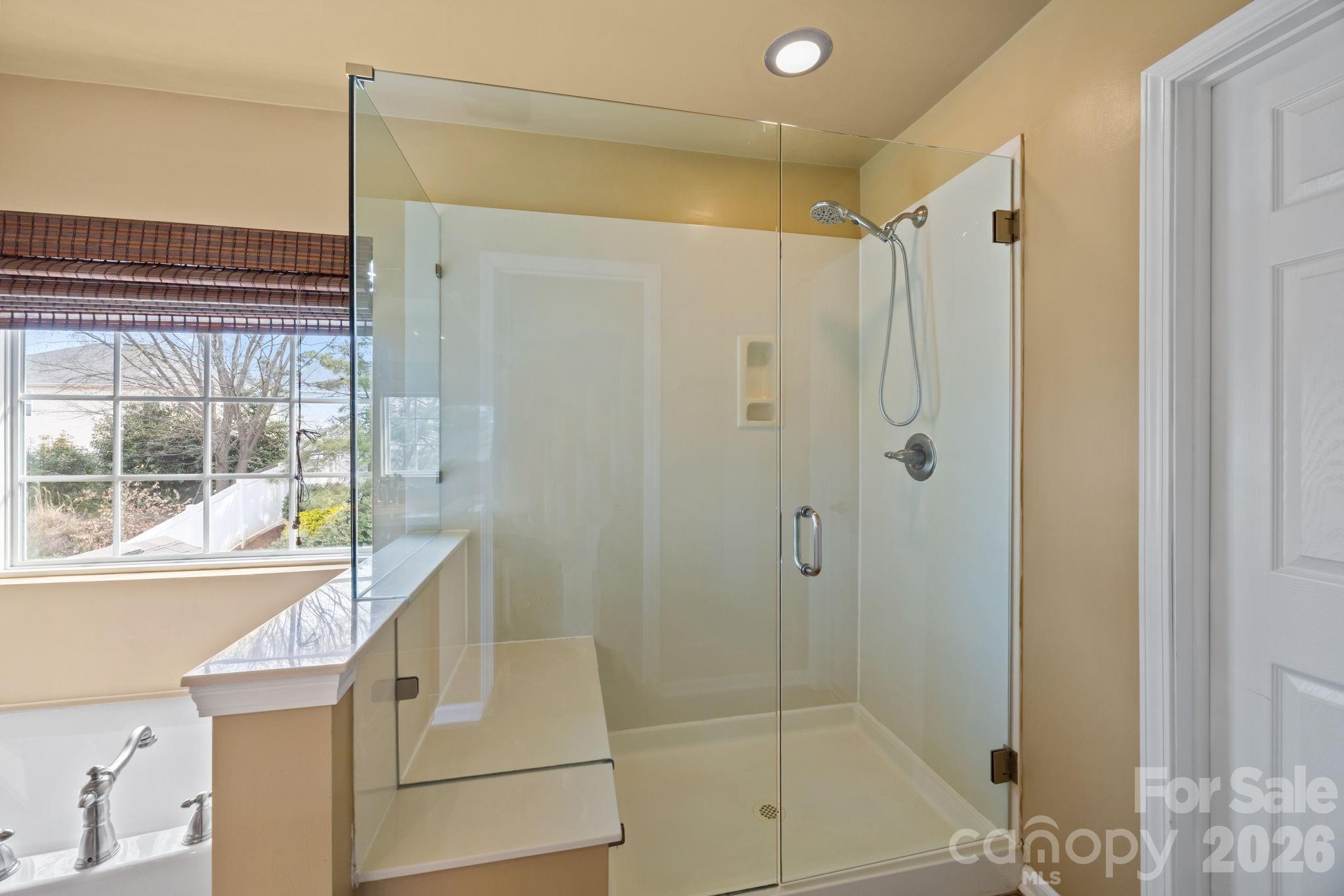 108 Sand Spur Drive Property Photo 29
