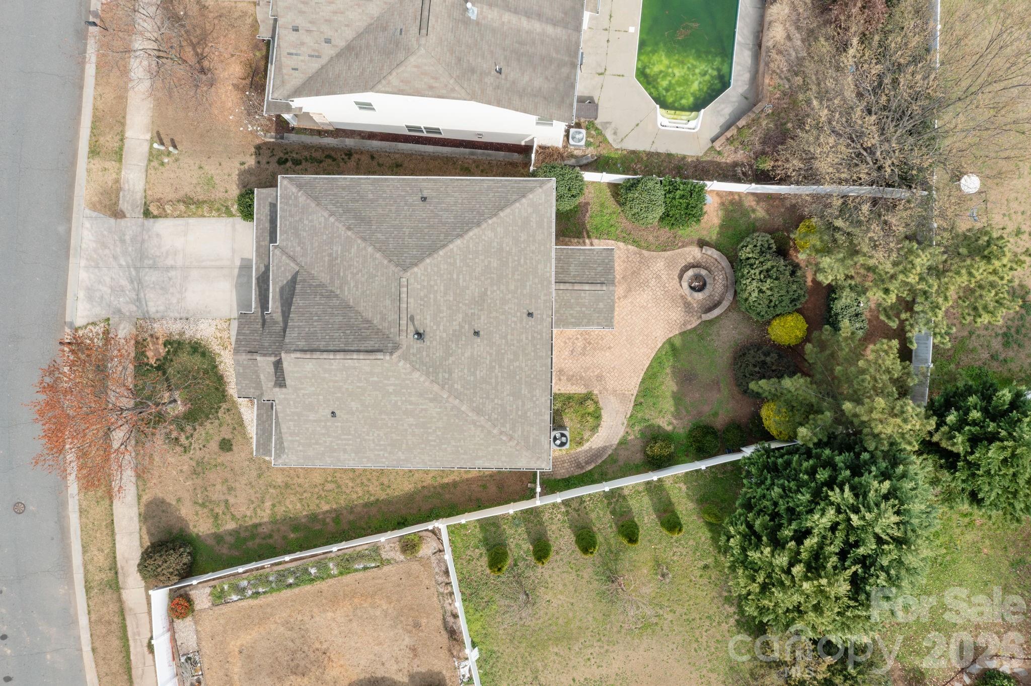 108 Sand Spur Drive Property Photo 41