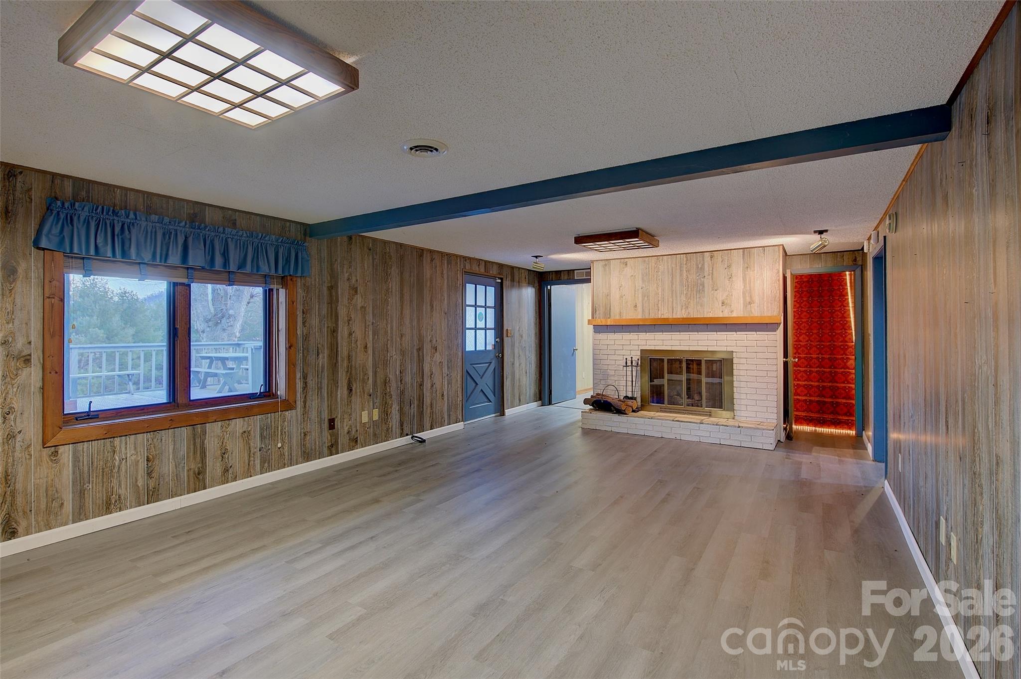 220 Grand View Lane Property Photo 32