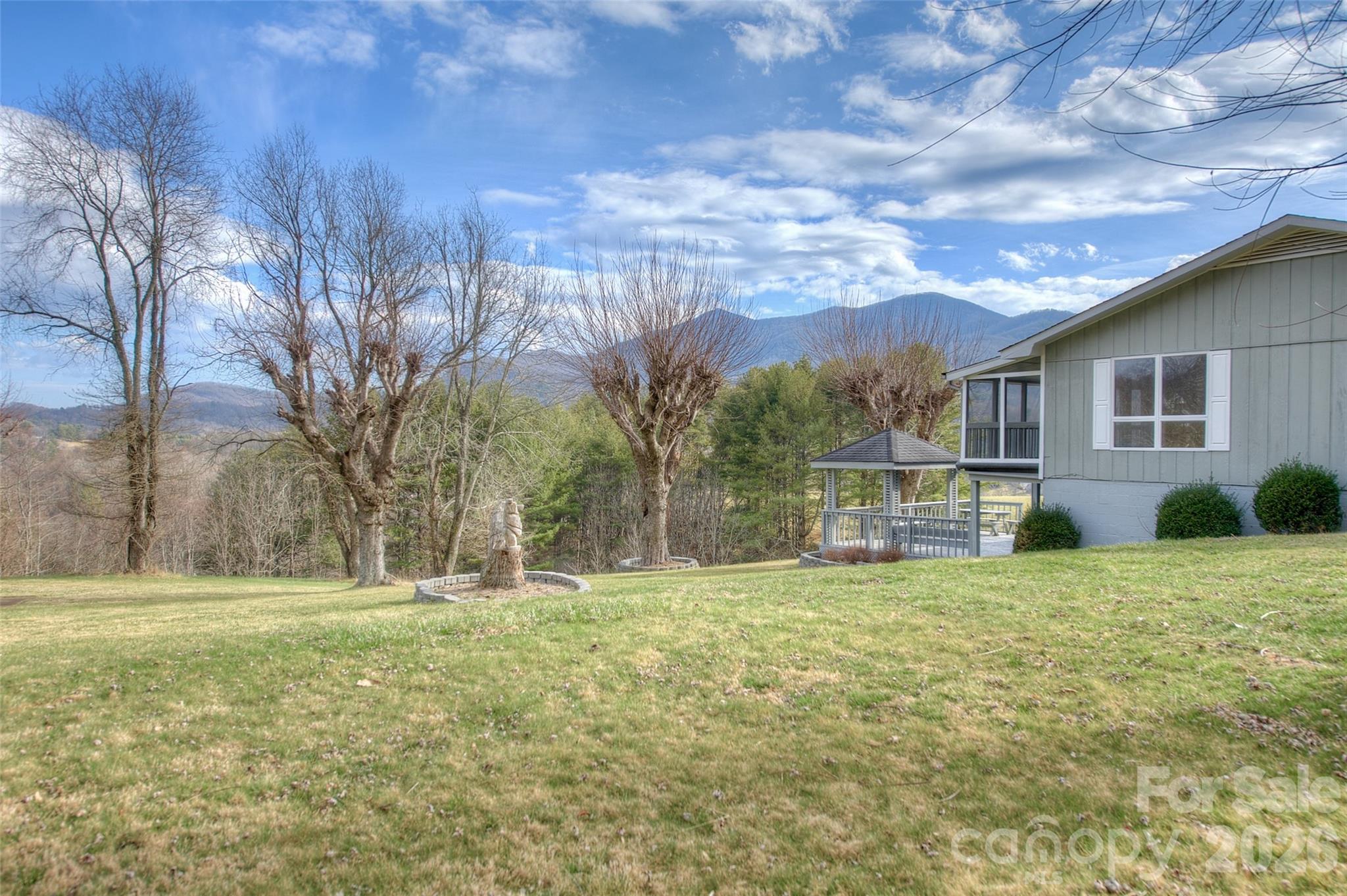 220 Grand View Lane Property Photo 40