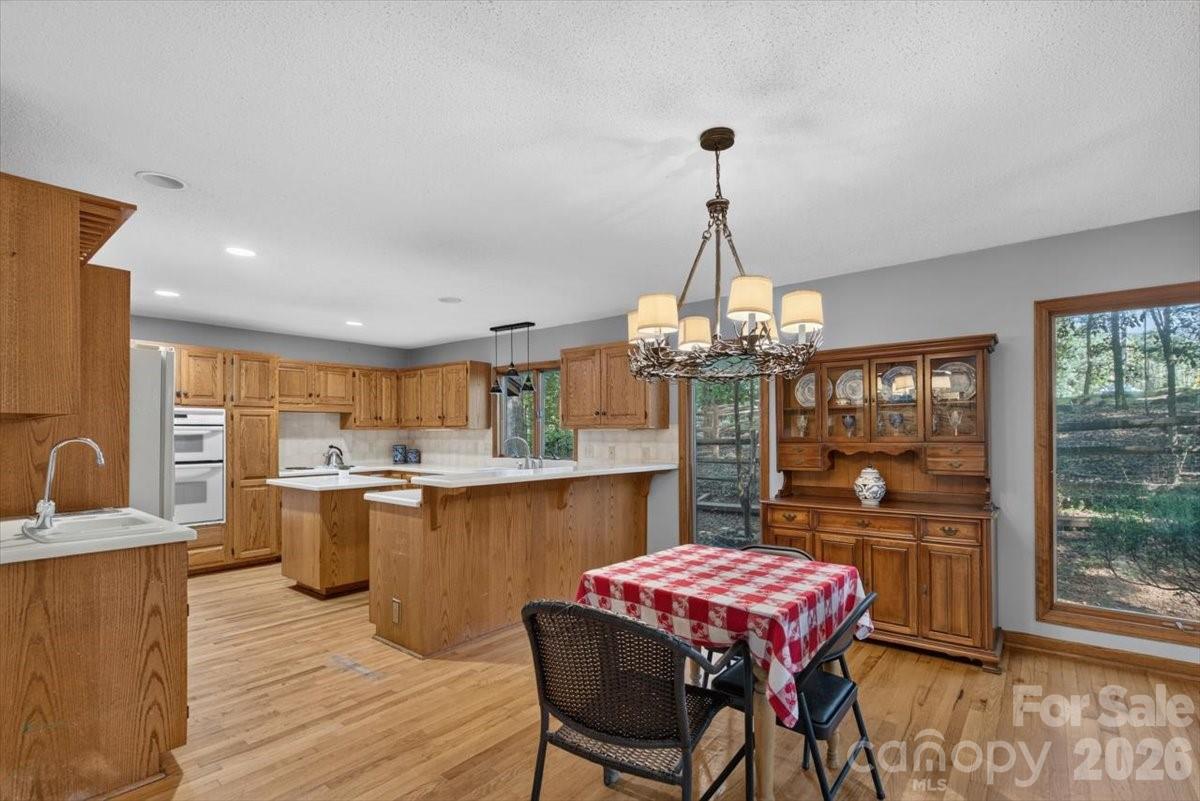10 Thornwood Court Property Photo 10