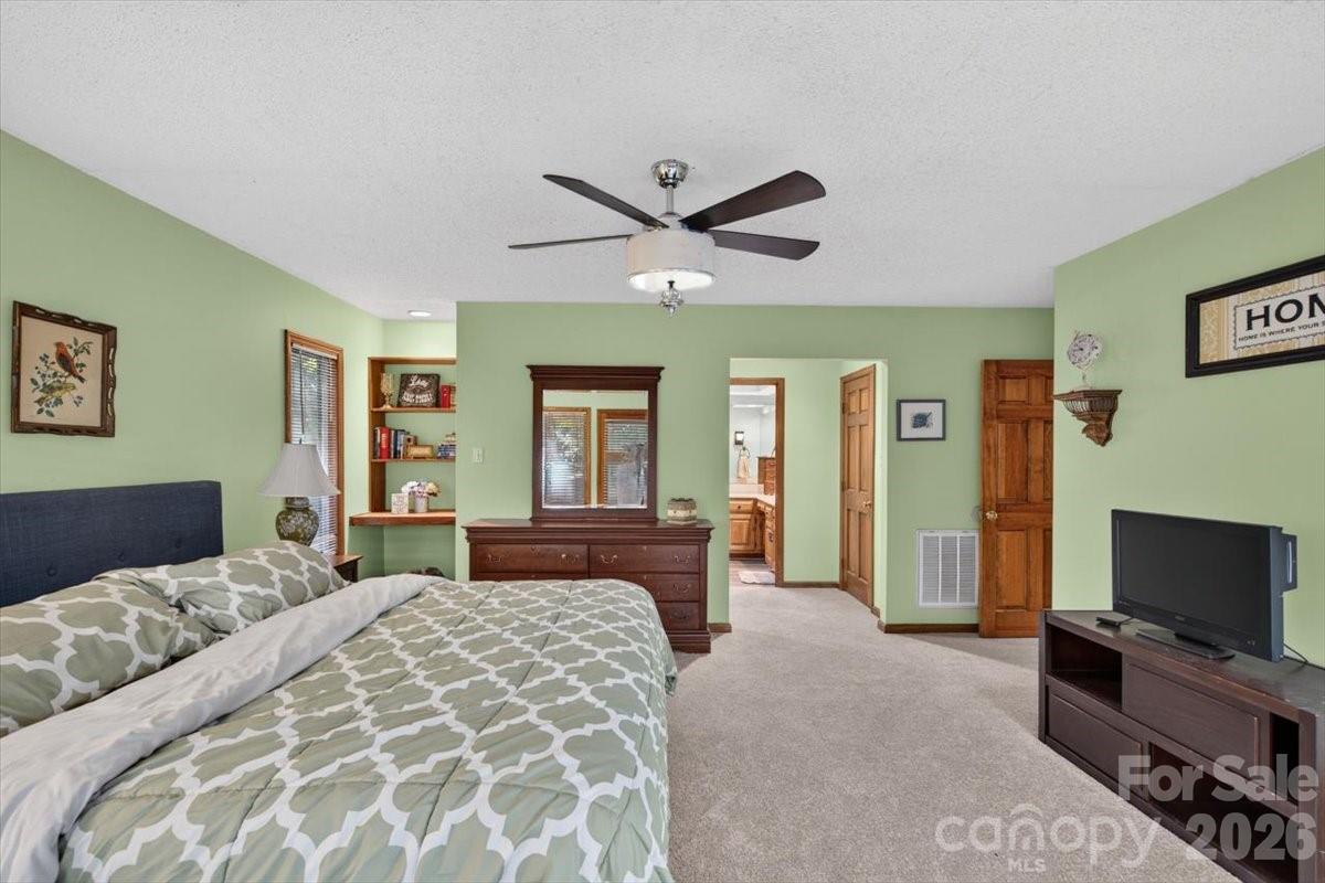 10 Thornwood Court Property Photo 29