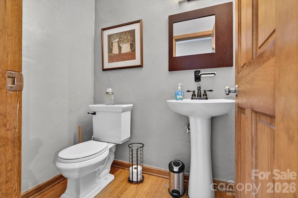 10 Thornwood Court Property Photo 35