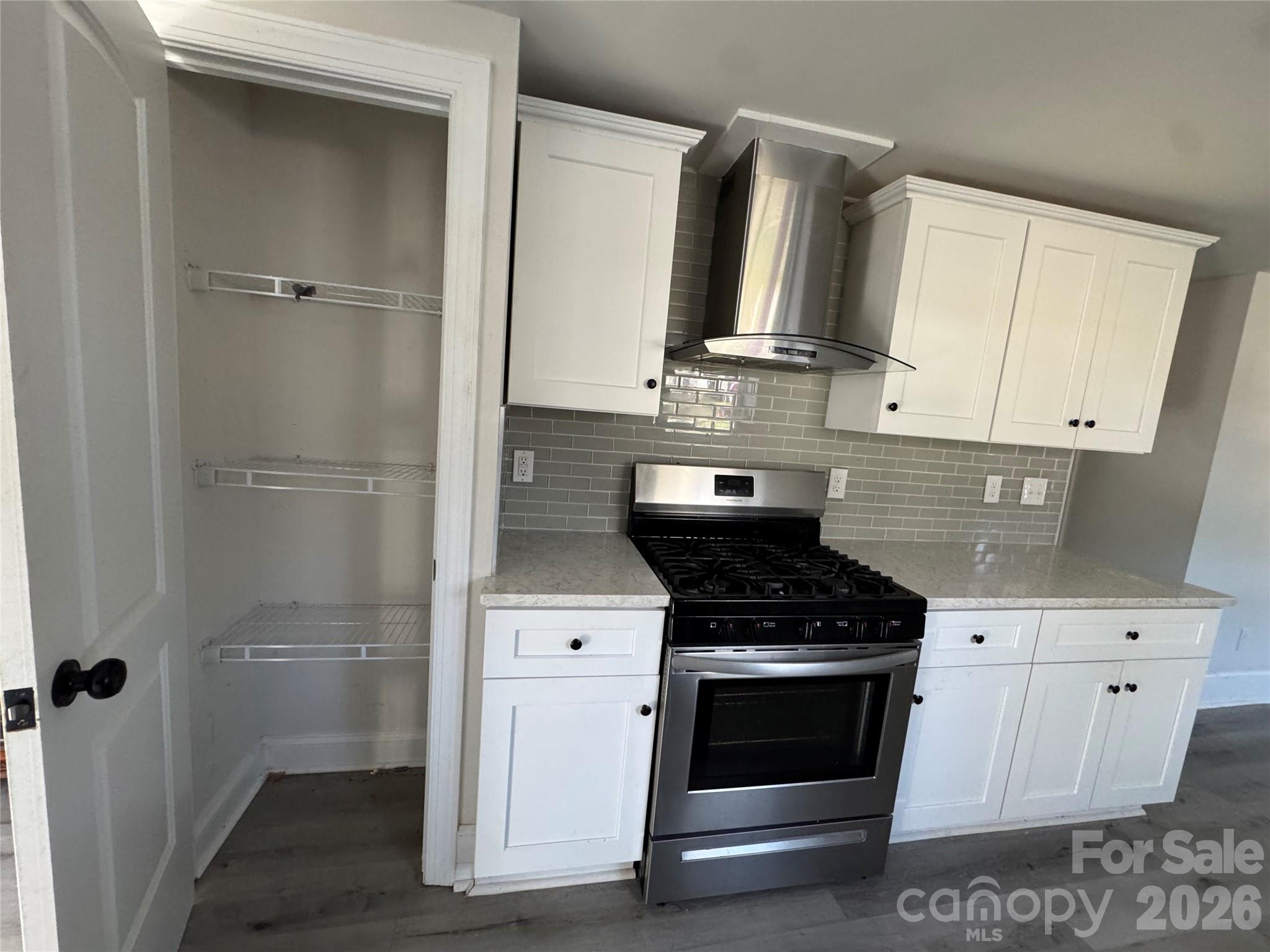 396 Cameron Avenue Property Photo 5