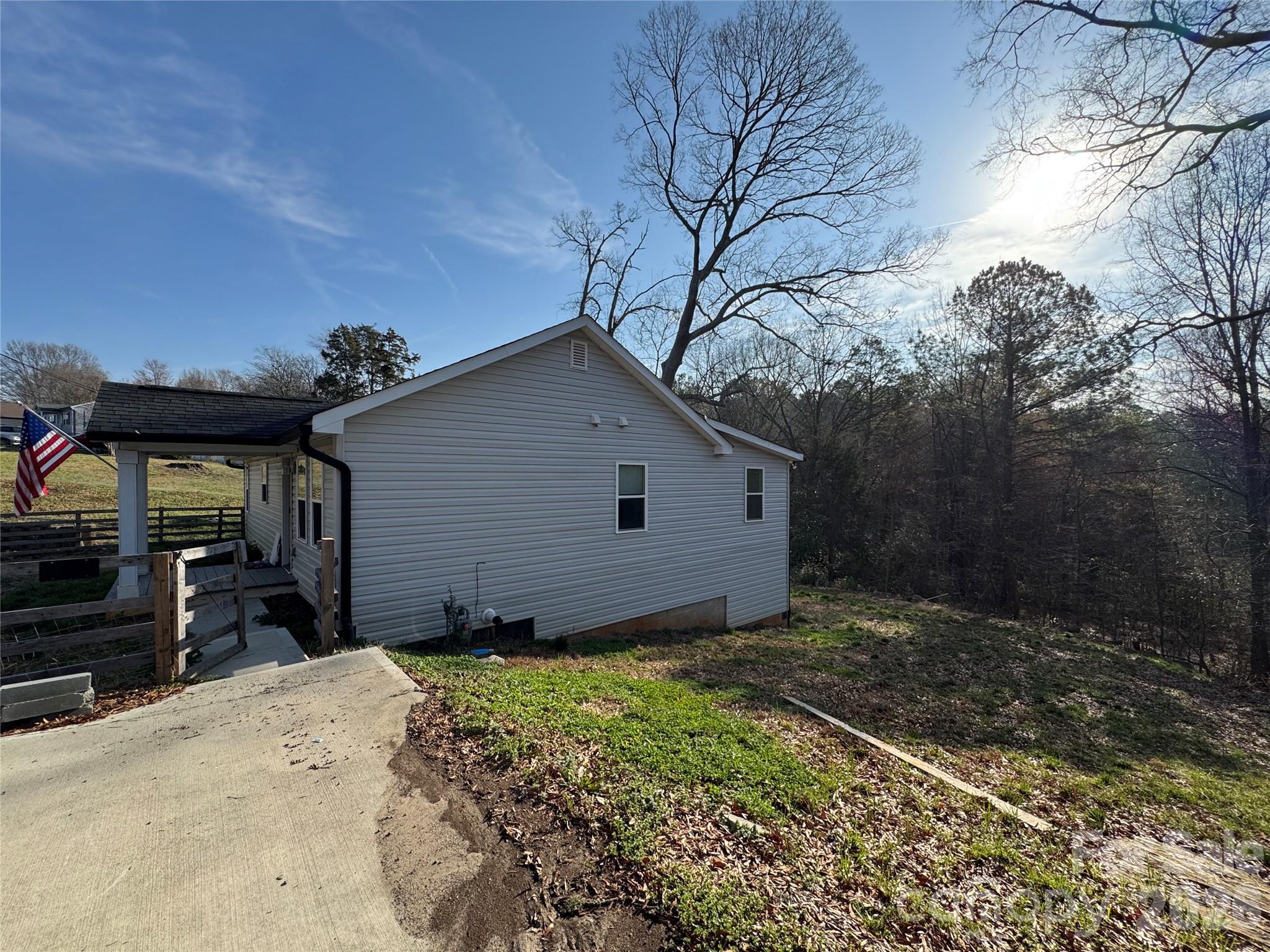 396 Cameron Avenue Property Photo 16