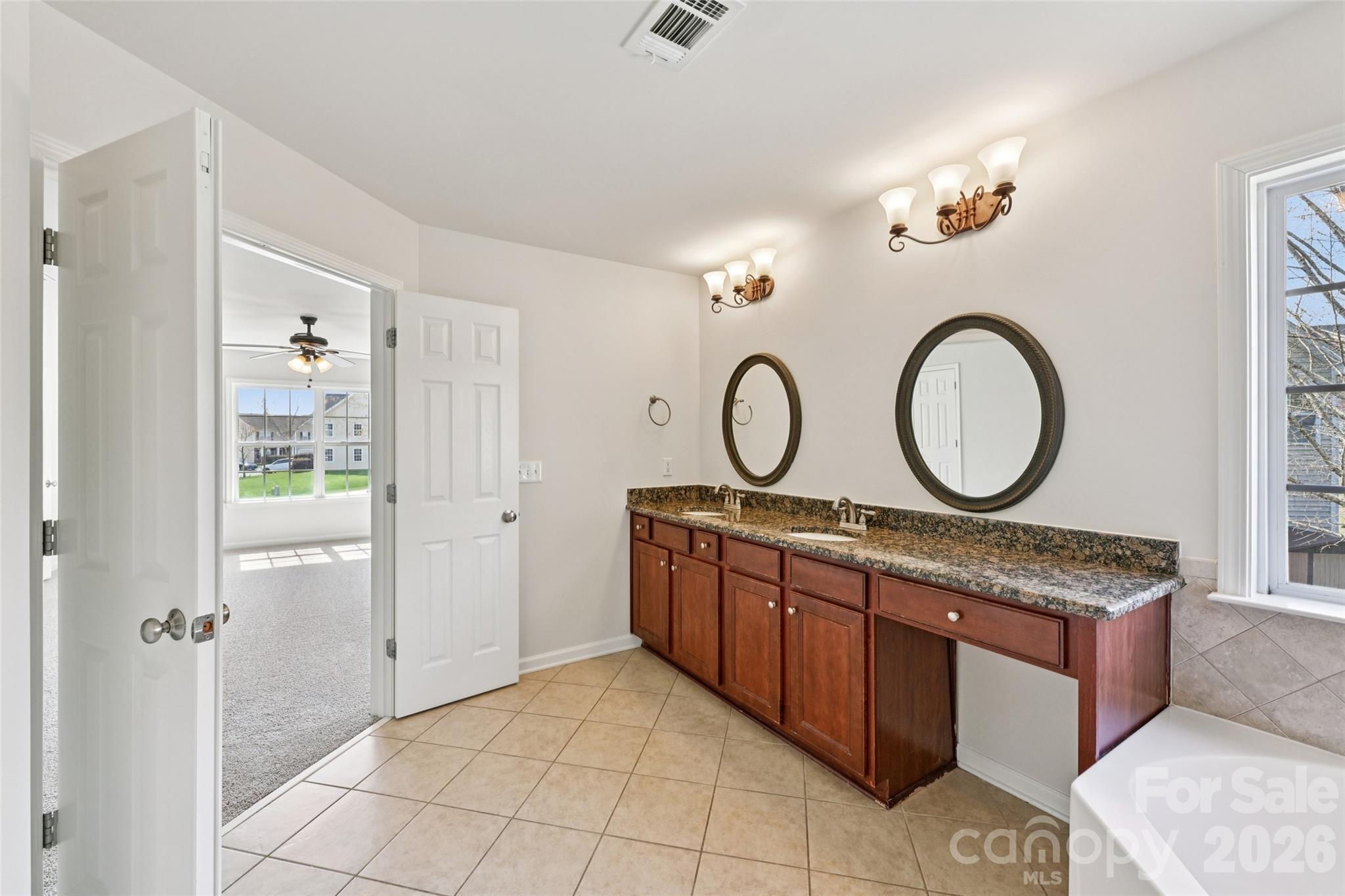 10901 Trout Creek Place Property Photo 28