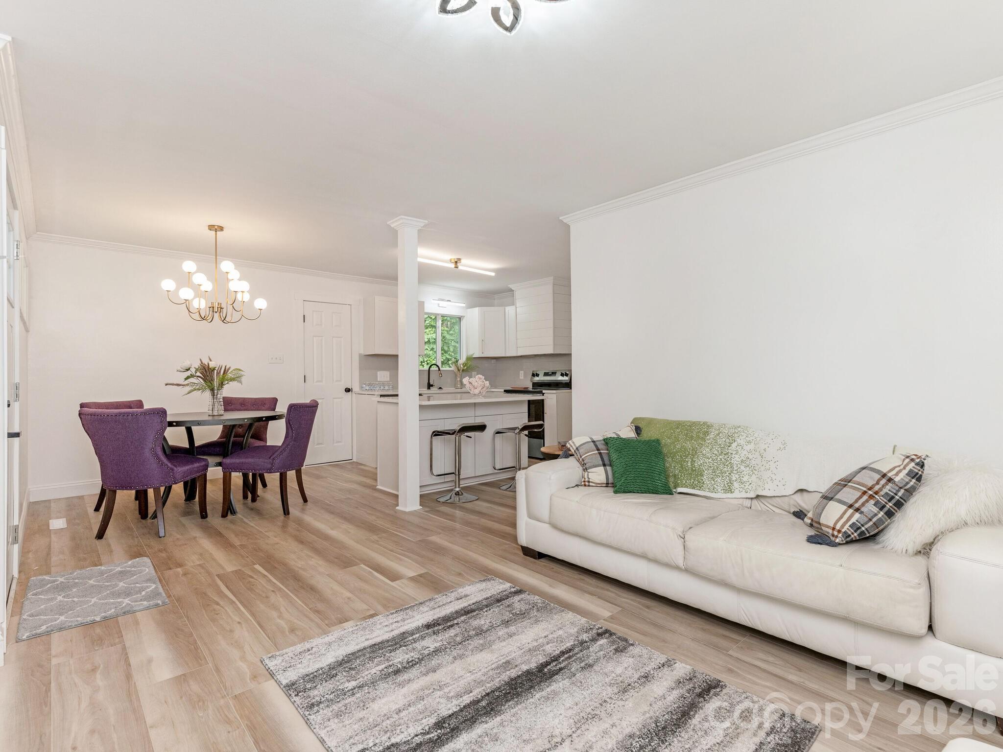 1831 Erie Street Property Photo 6