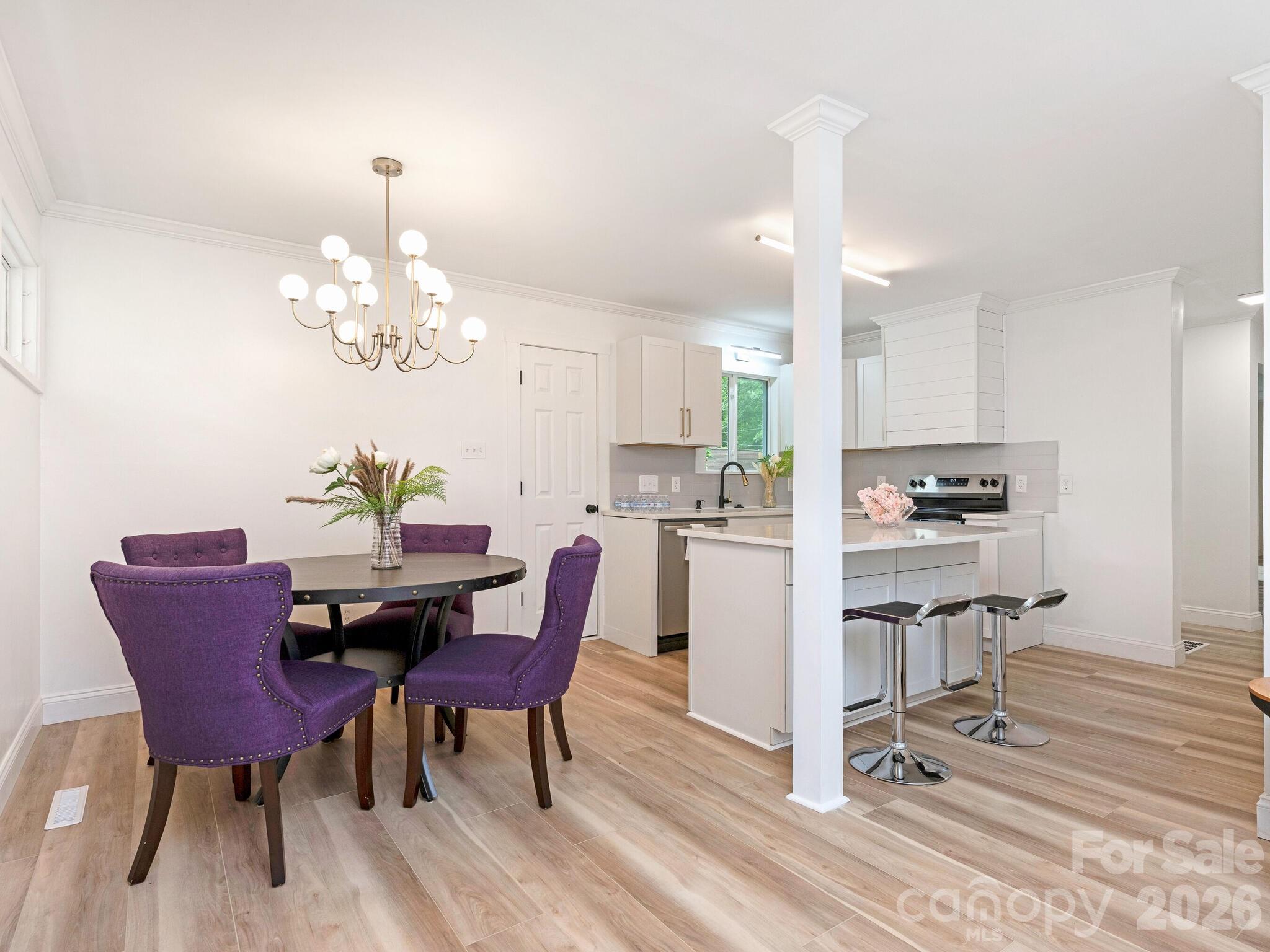 1831 Erie Street Property Photo 7