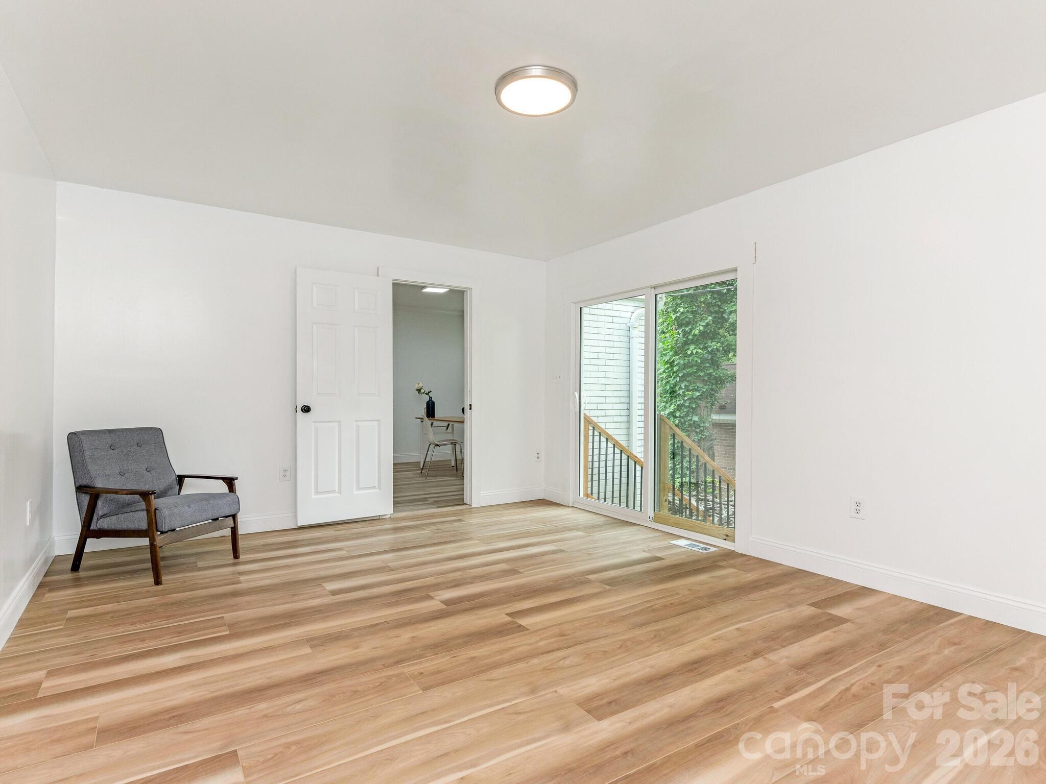 1831 Erie Street Property Photo 17